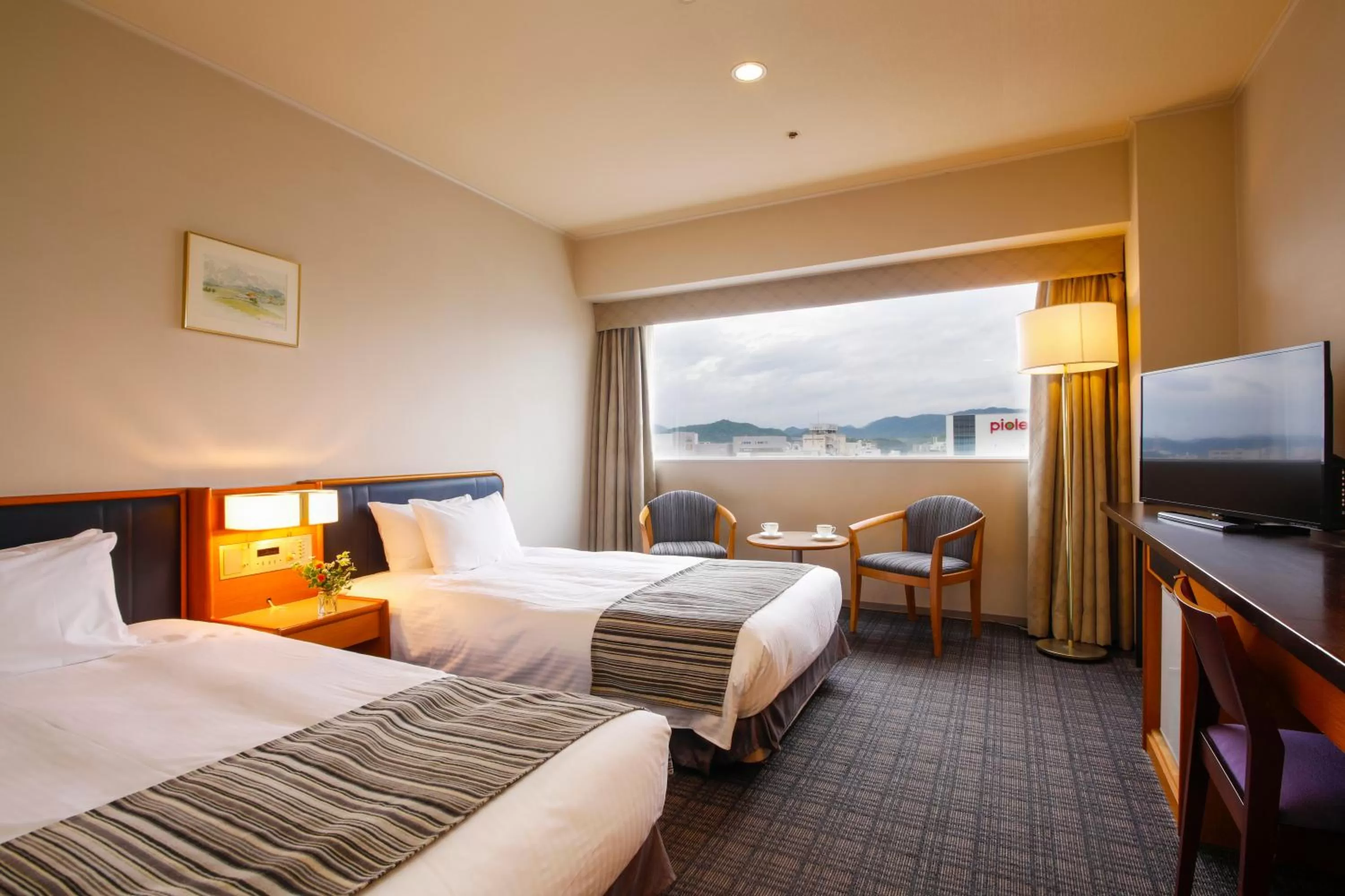 TV and multimedia, Bed in Hotel Nikko Himeji