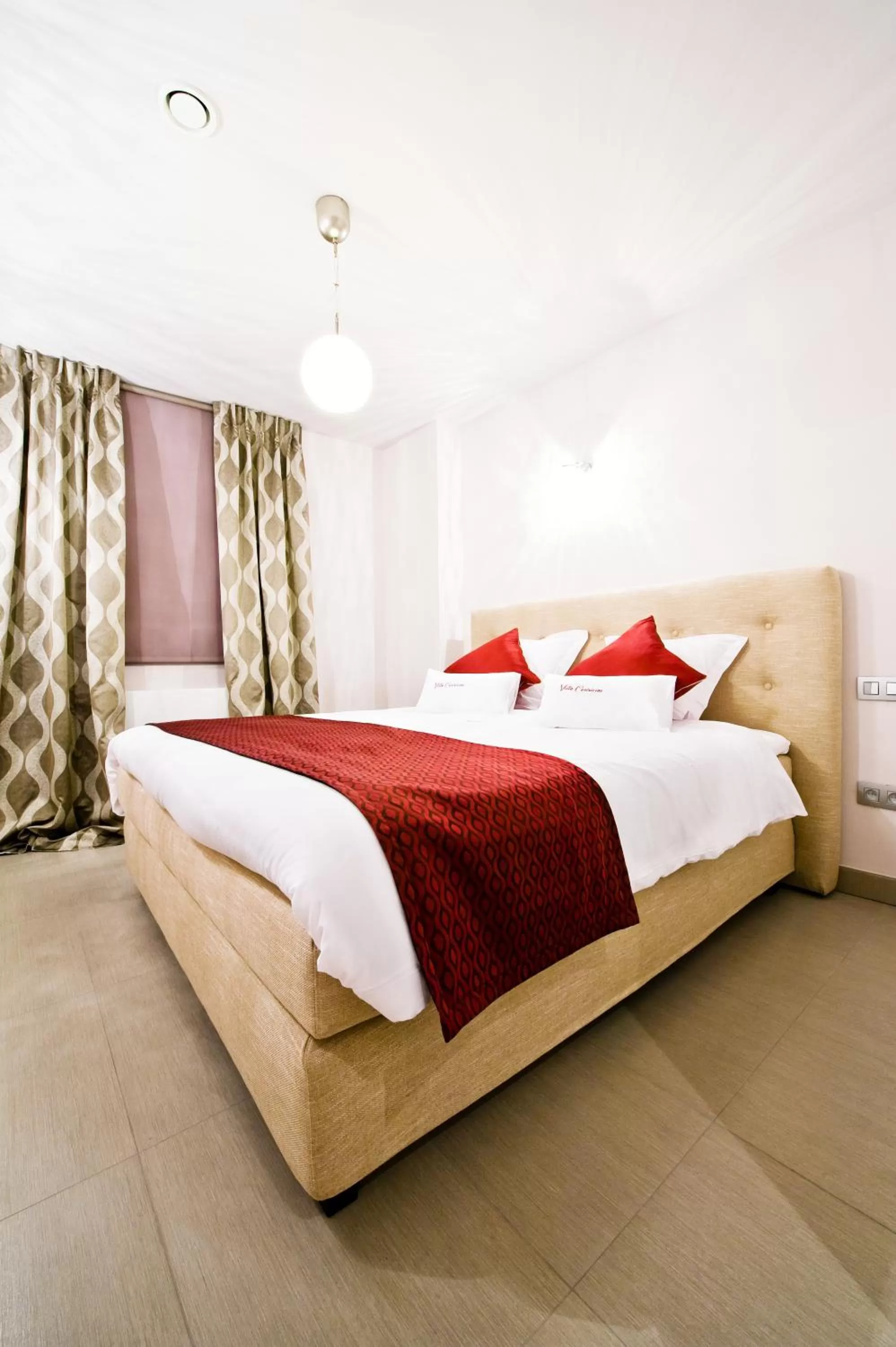 Bed in B&B Villa Curtricias