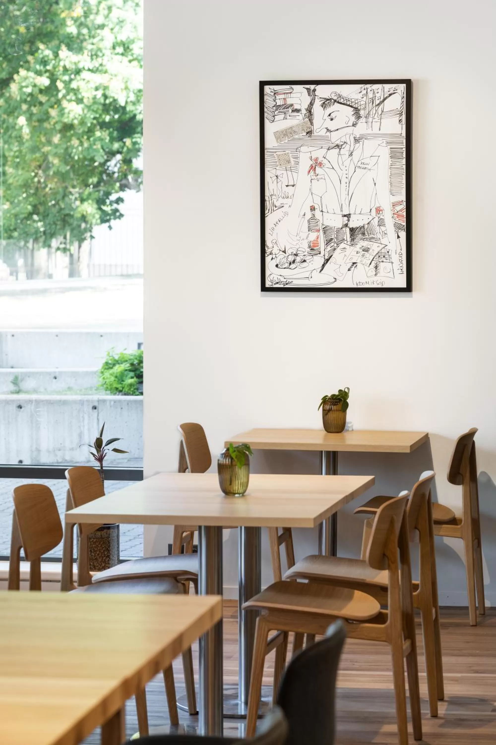 Restaurant/places to eat in Oru Hub Hotel Tallinn - Handwritten Collection