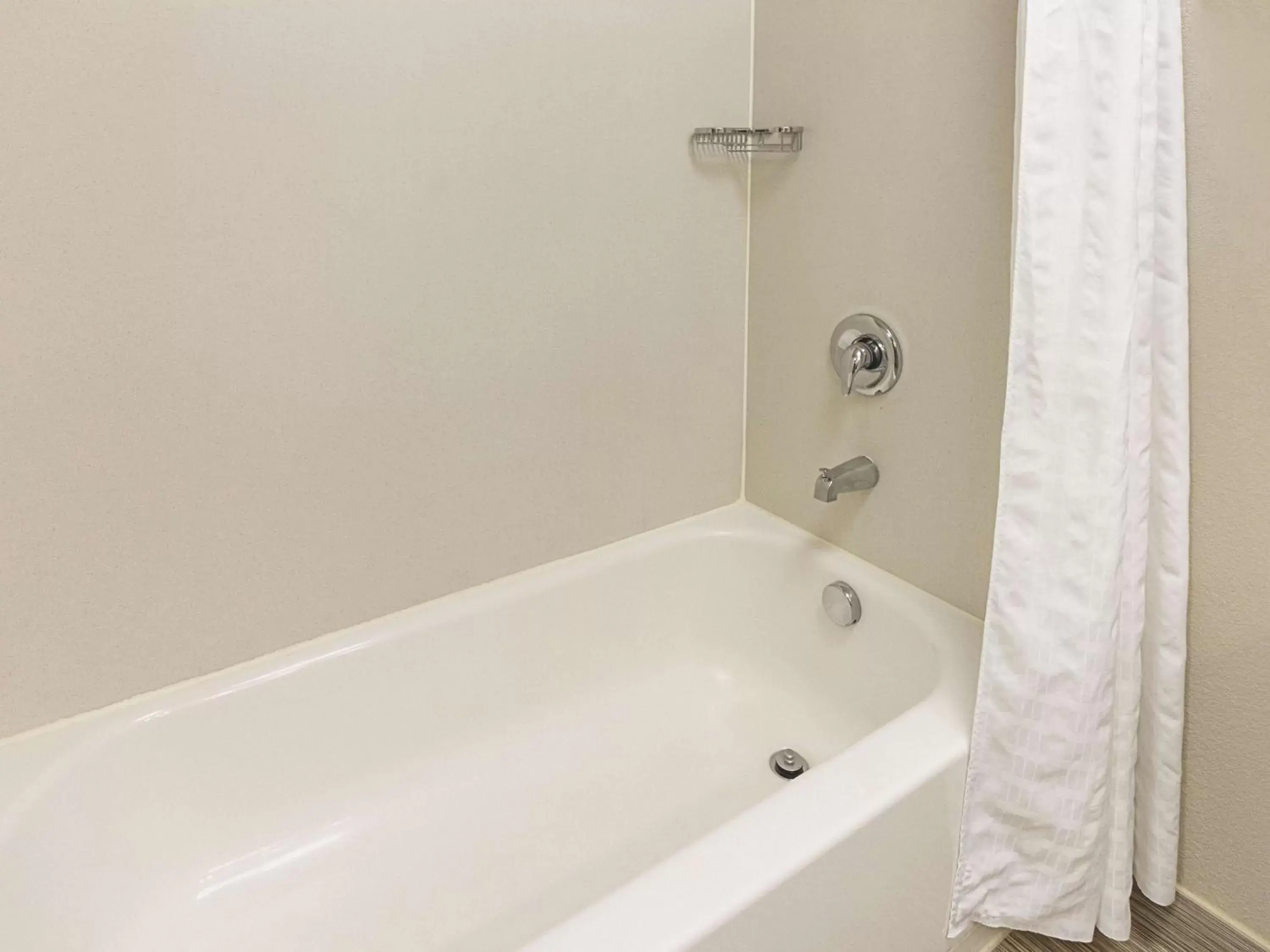 King Room - Non-Smoking in La Quinta Inn & Suites Casino and Bar by Wyndham Glendive King Room - Non-Smoking in La Quinta Inn & Suites Casino and Bar by Wyndham Glendive