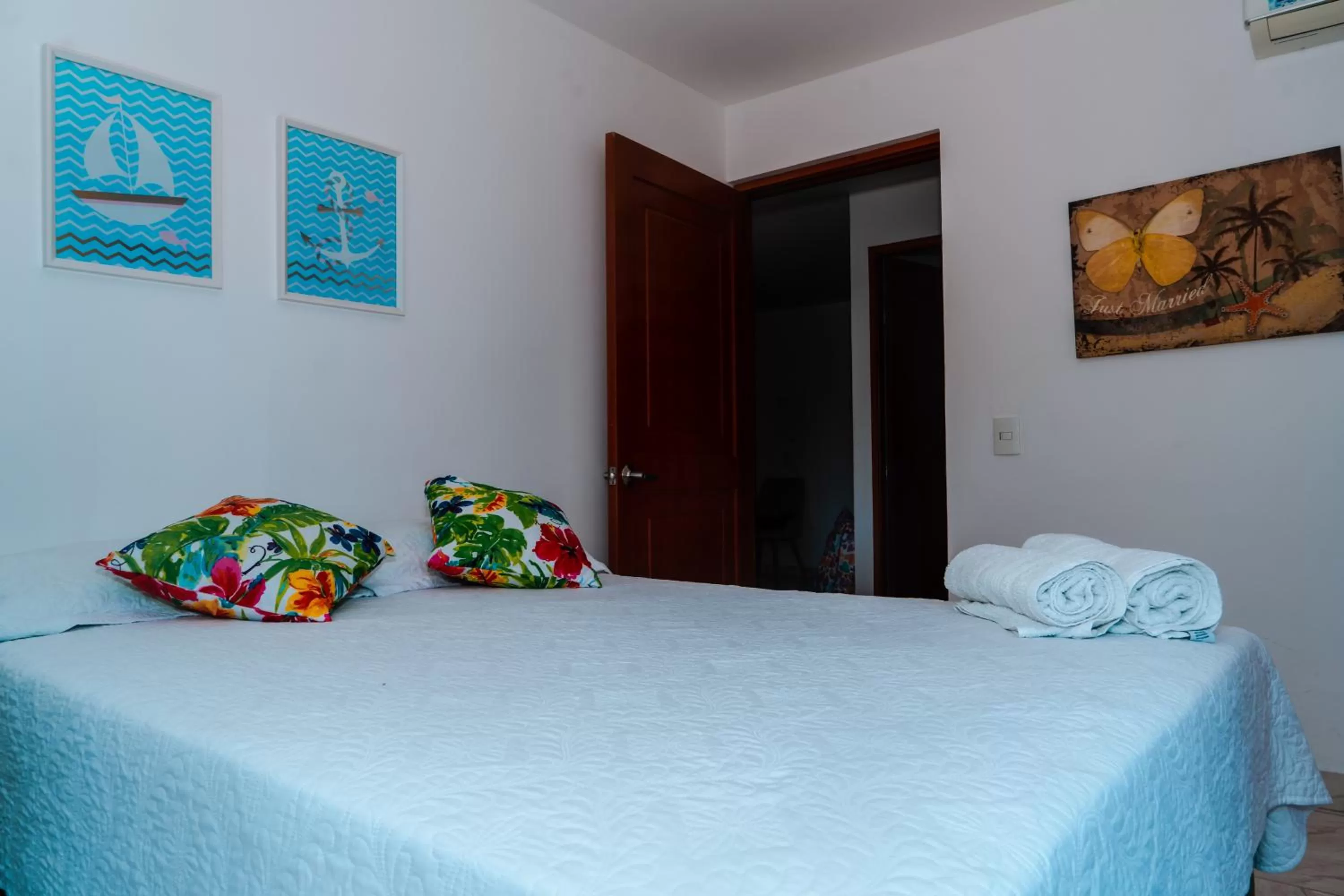 Bed in ZOJO MARiNA BAY