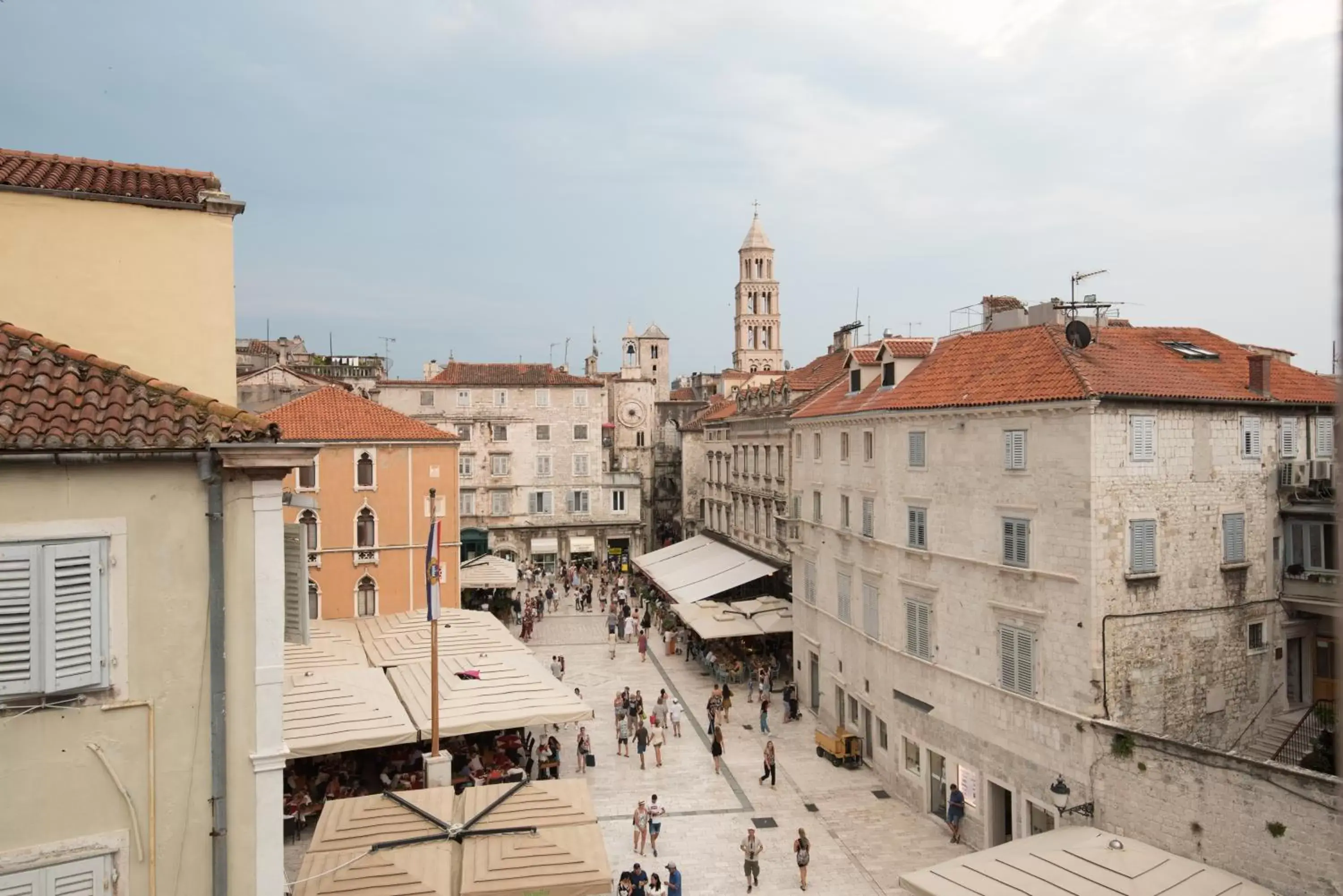 Deluxe Queen Room with City View in Central Square Heritage Hotel Deluxe Queen Room with City View in Central Square Heritage Hotel