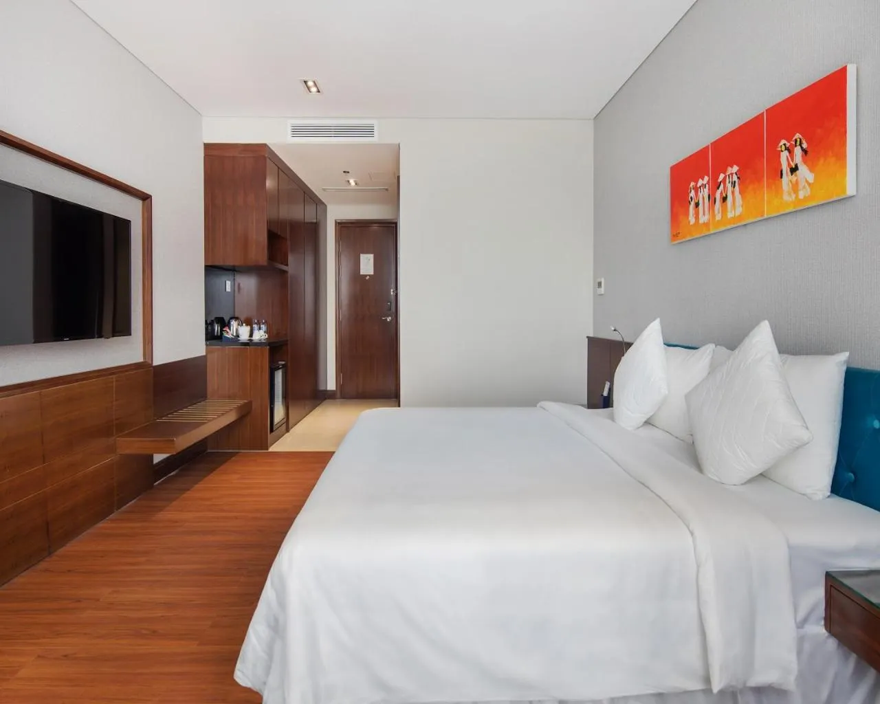 Central Palace Hotel