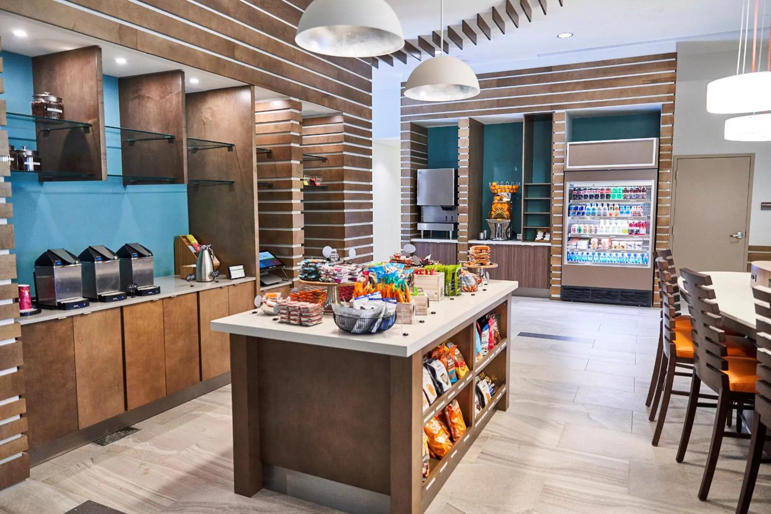 Restaurant/places to eat in EVEN Hotel Miami - Airport by IHG