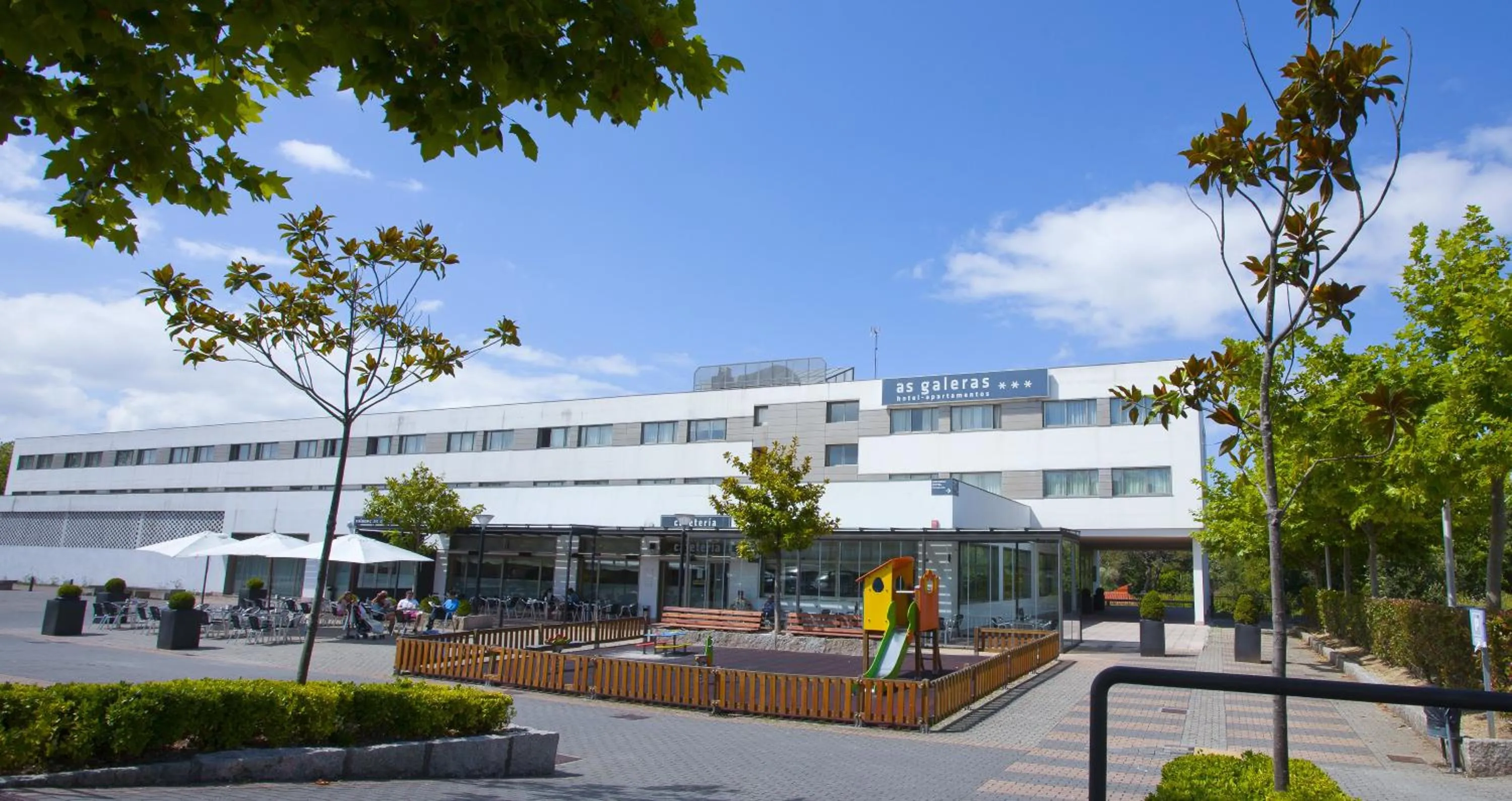 Restaurant/places to eat in Aparthotel Attica21 As Galeras