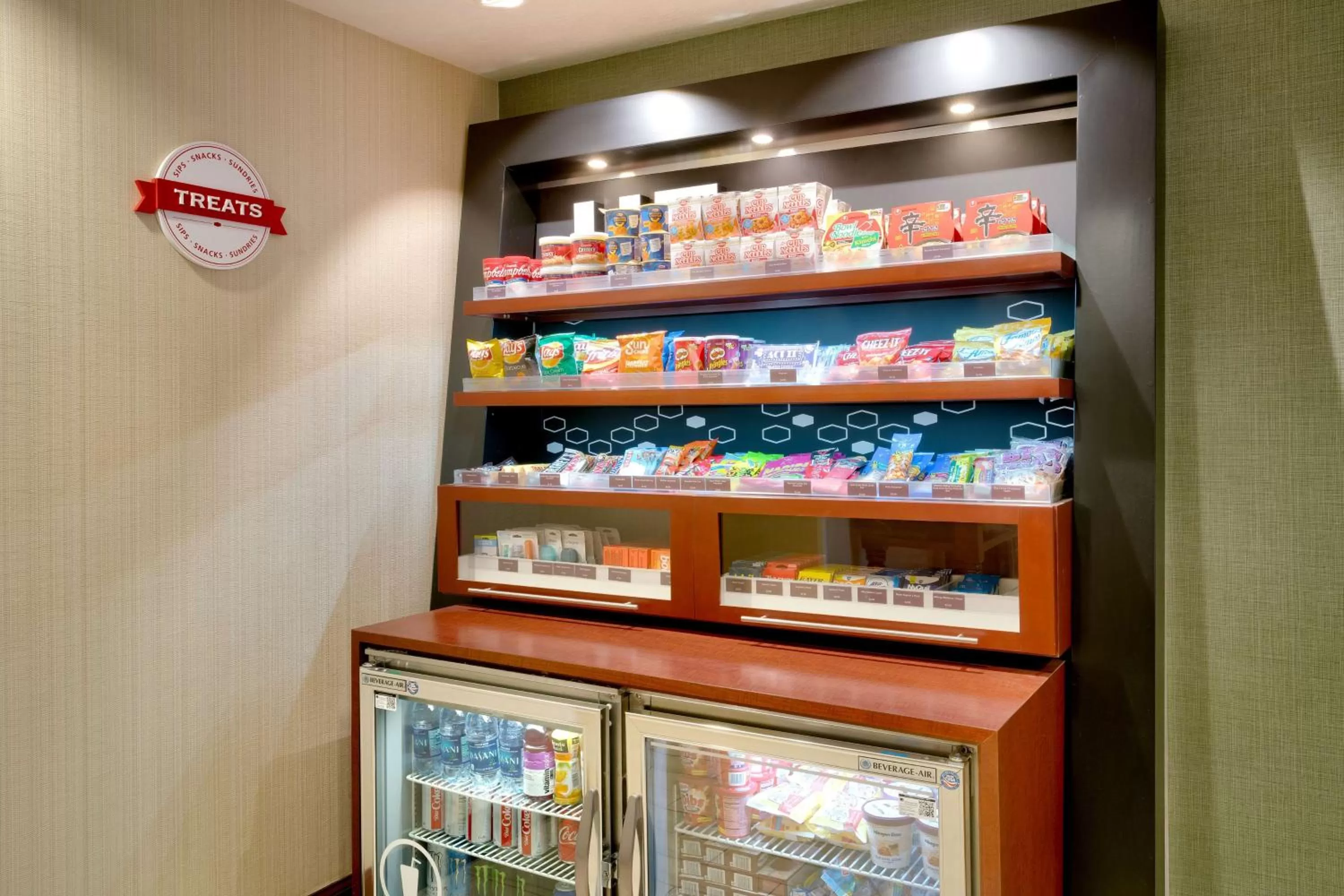 Restaurant/places to eat in Hampton Inn Tremonton