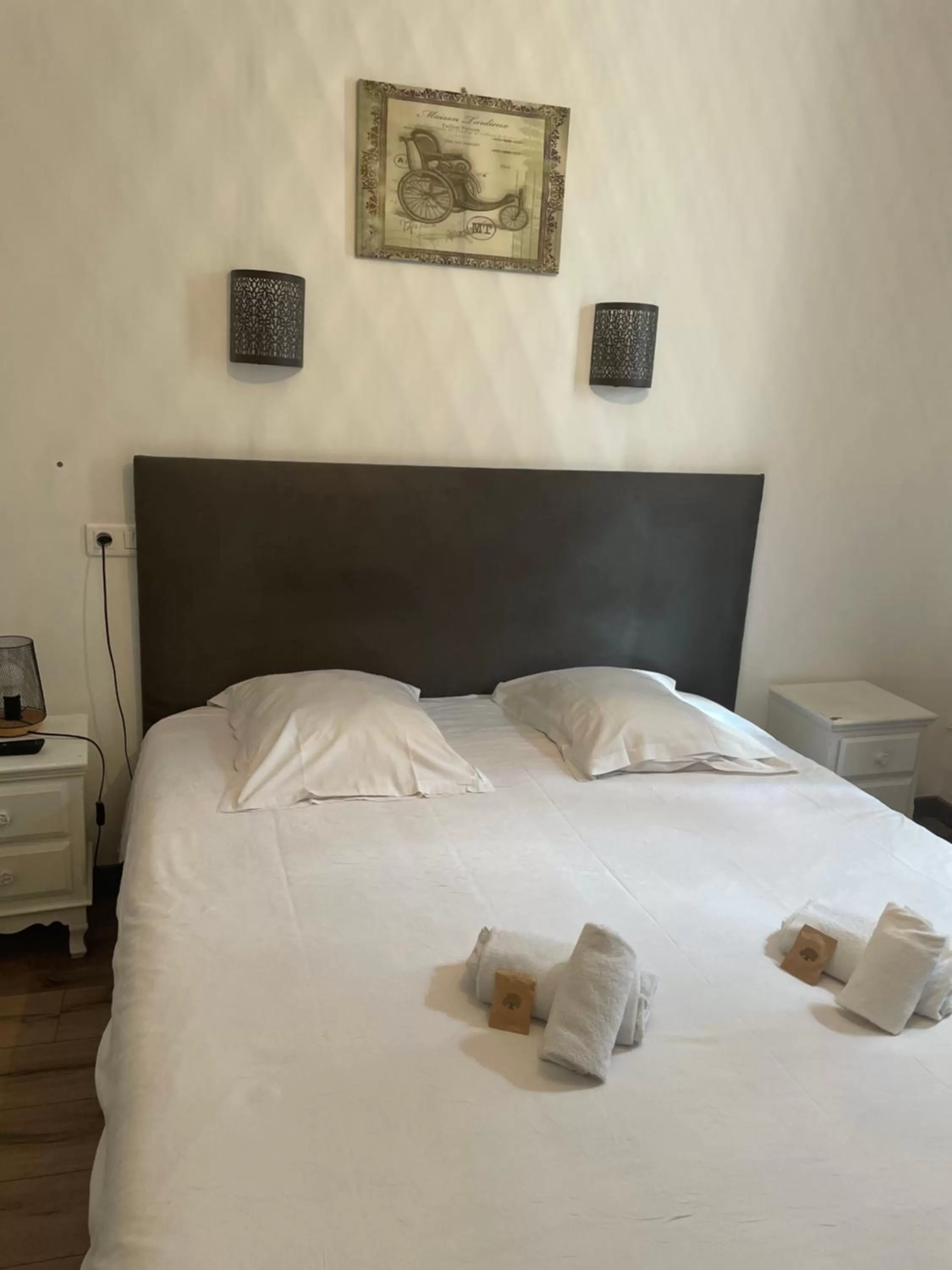 Bedroom, Bed in Hôtel & Restaurant Le Patio VICHY