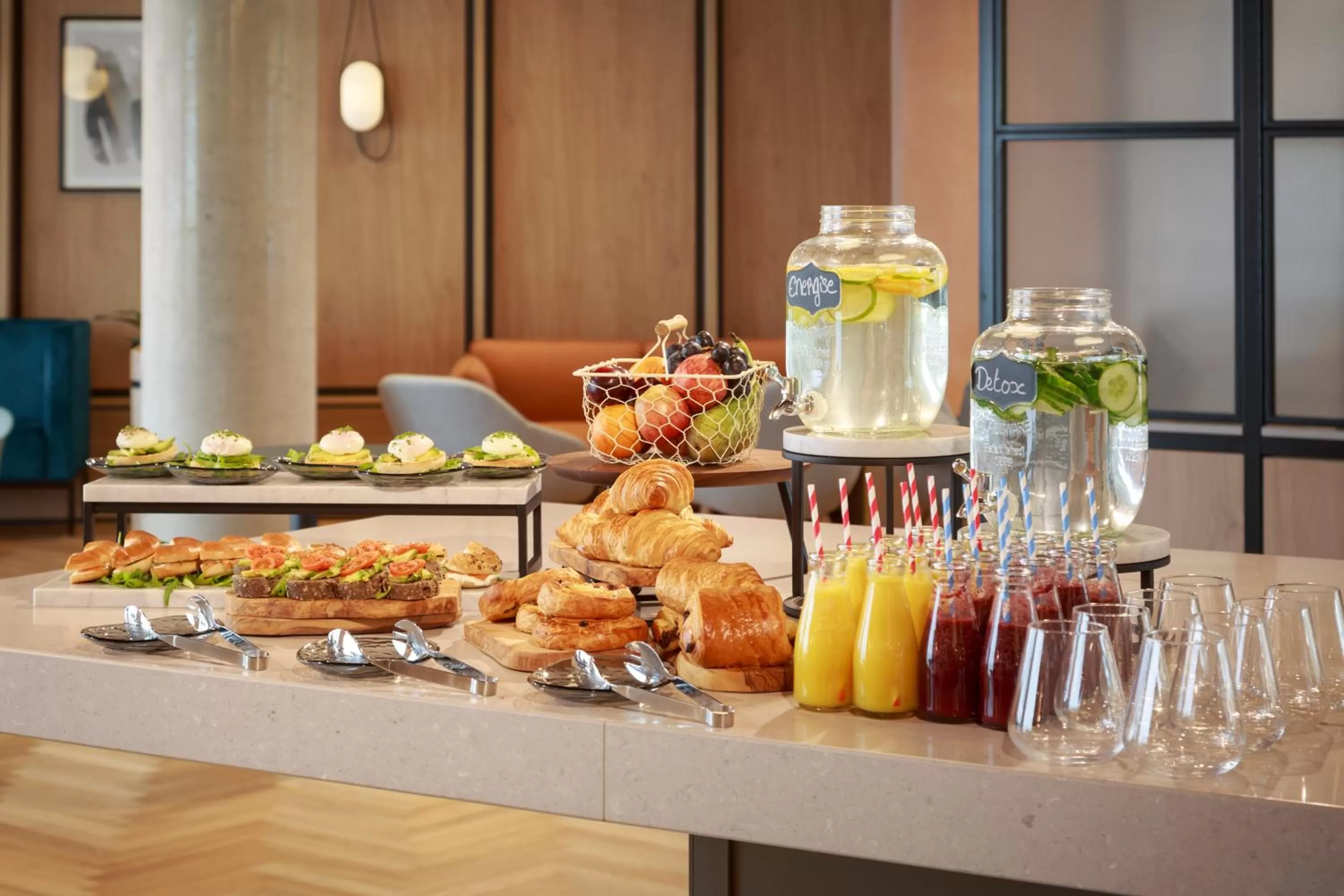 Breakfast in Novotel Cambridge North