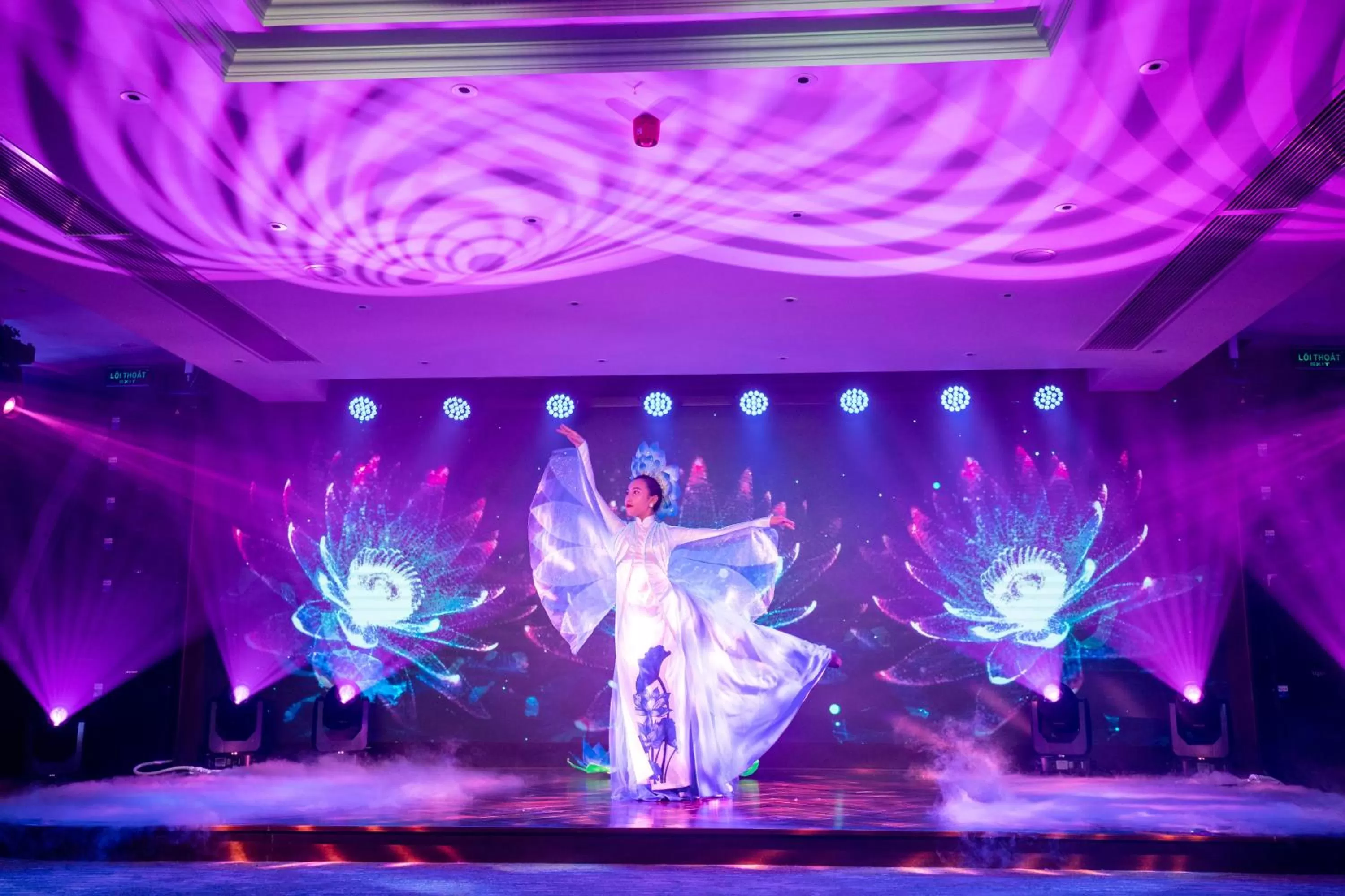 People in Paradise Suites Hotel