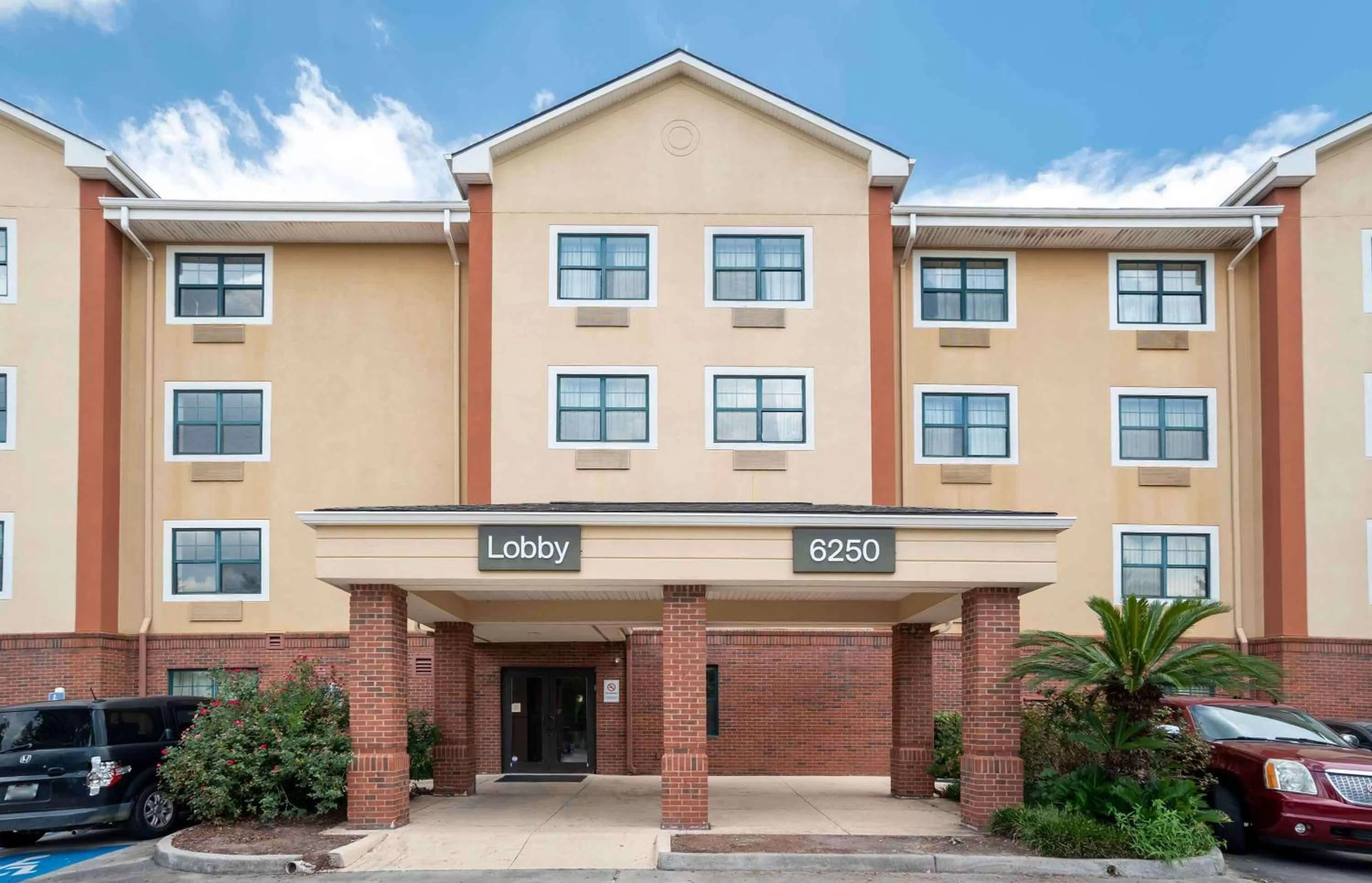 Property building in Extended Stay America Select Suites - Baton Rouge - Citiplace