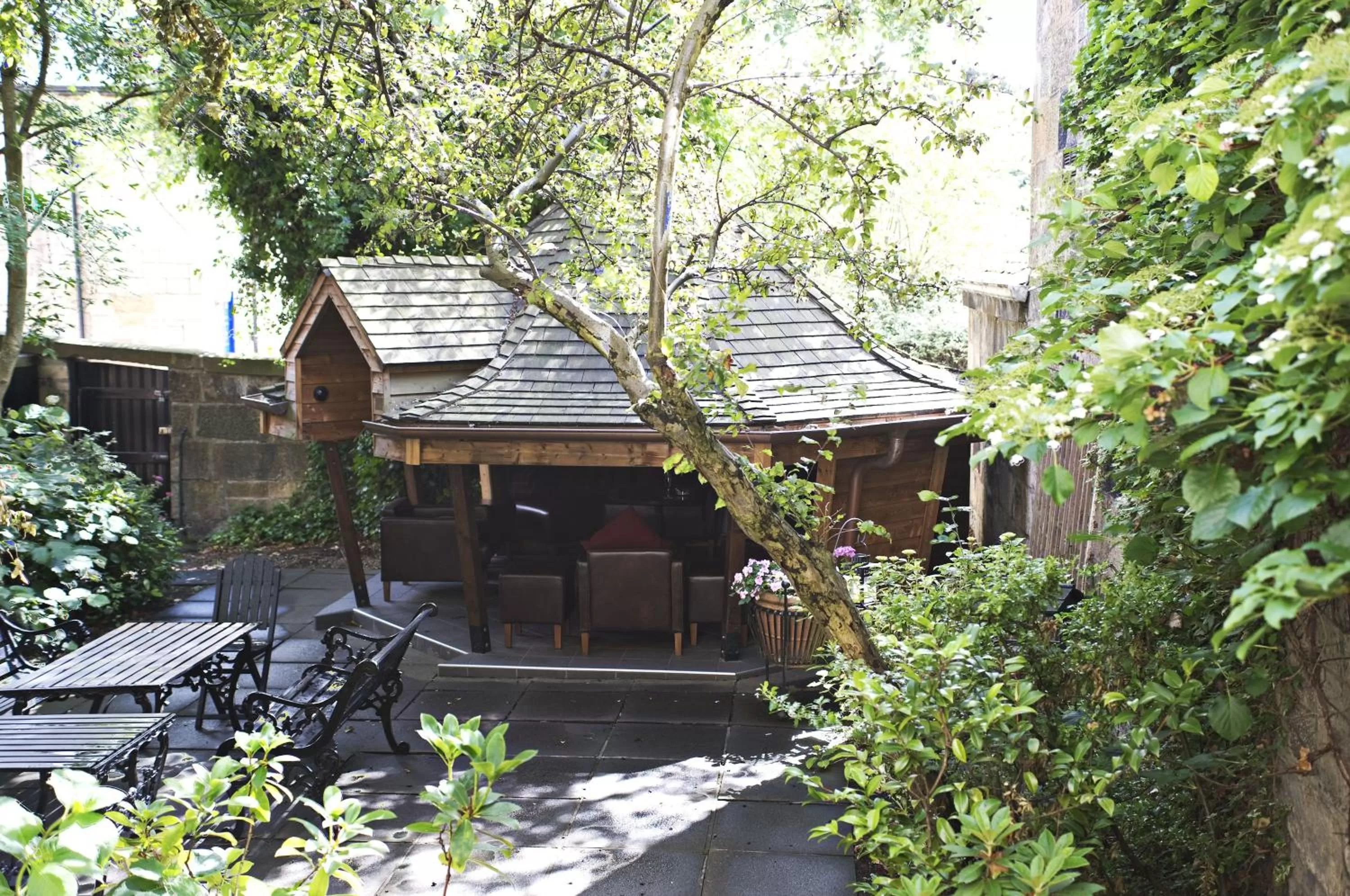 Facade/entrance in One Devonshire Gardens a Hotel Du Vin