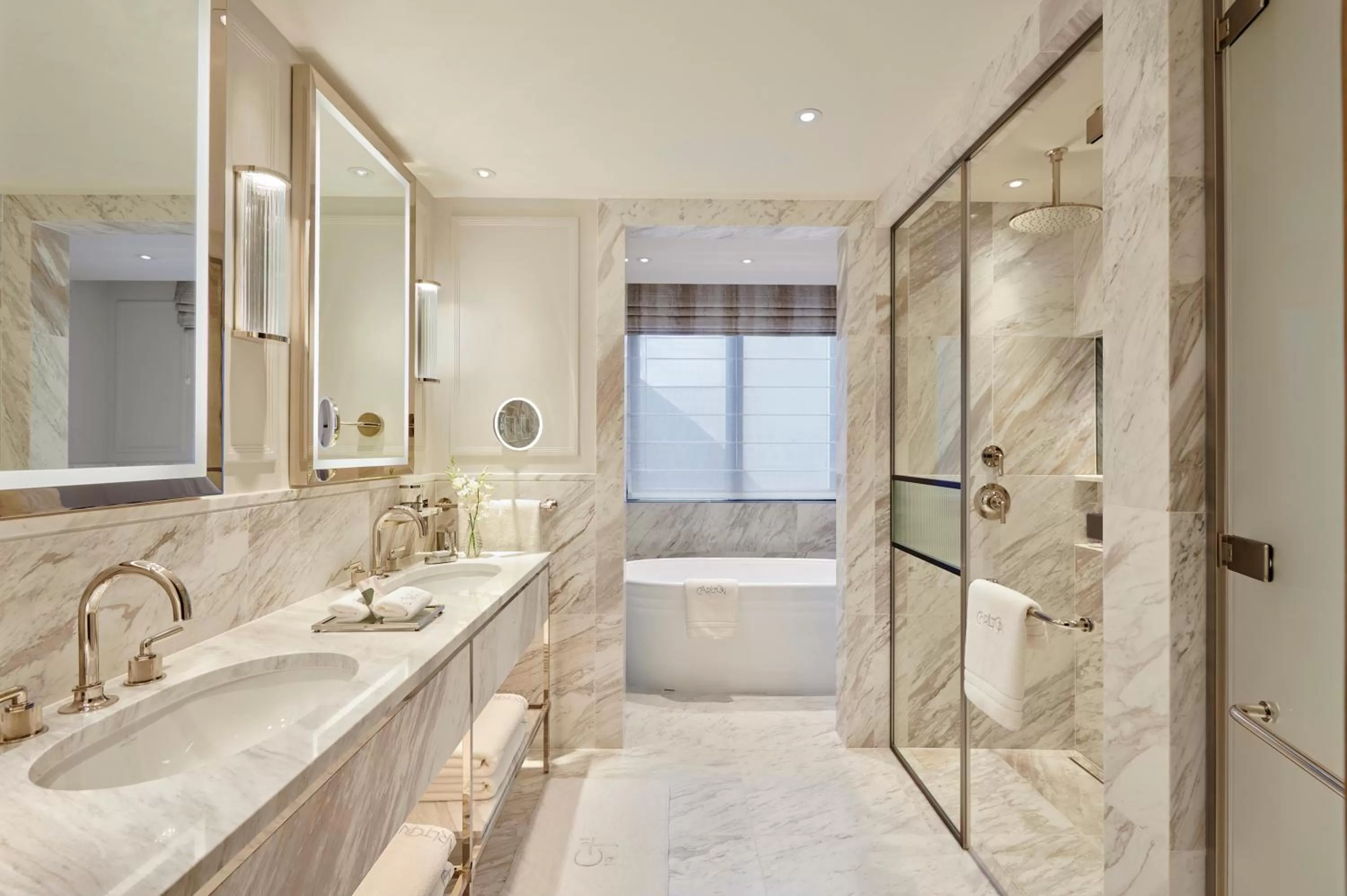 Bathroom in Jumeirah Carlton Tower London