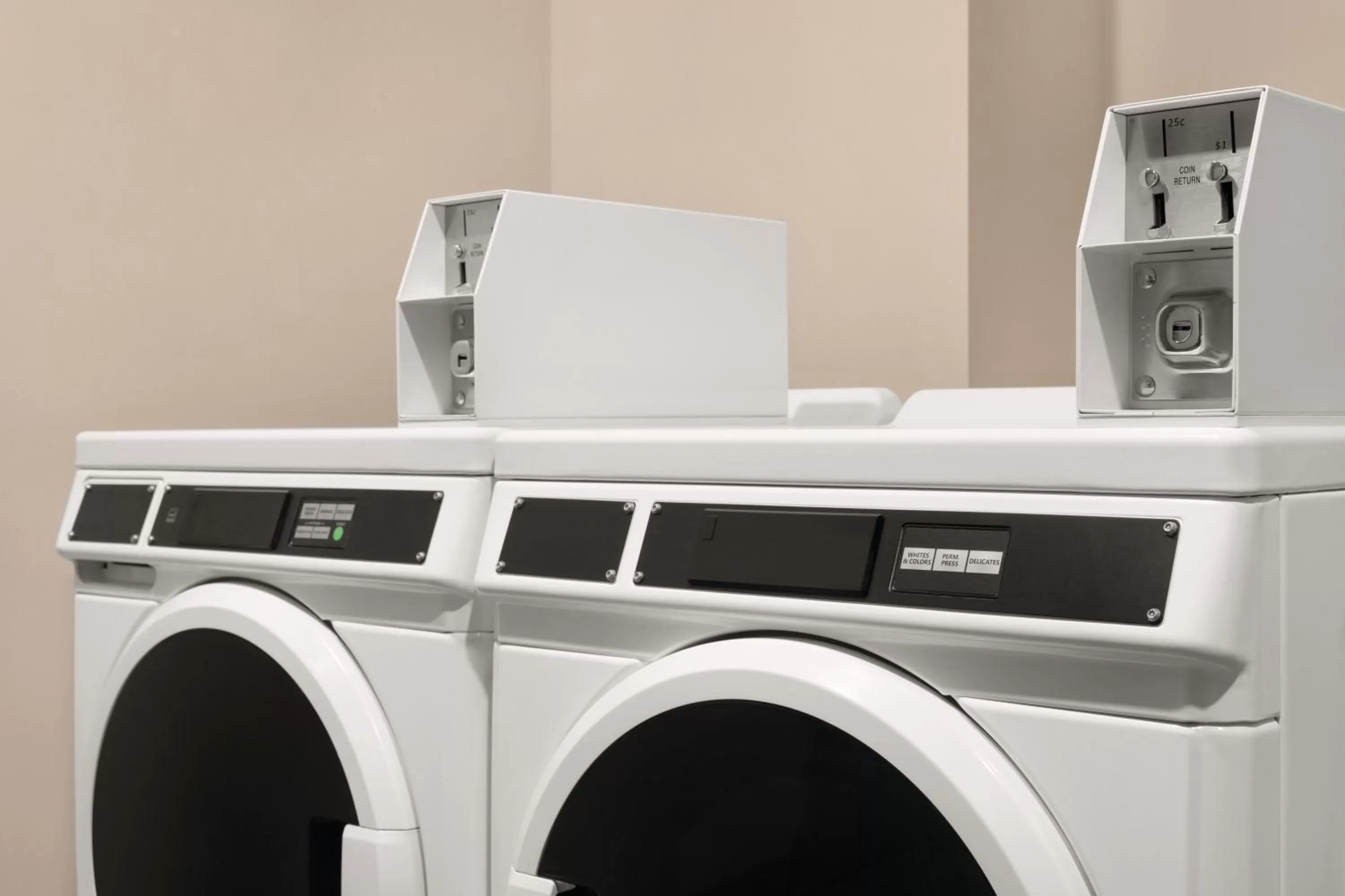 laundry in Country Inn & Suites by Radisson, Belleville, ON