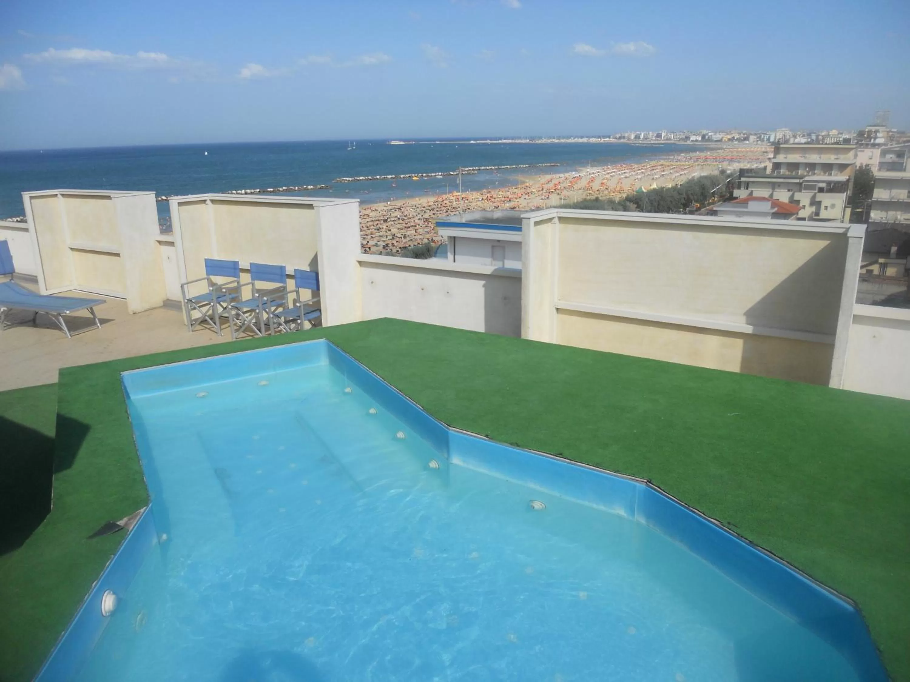 Hot Tub in AmbientHotels Panoramic