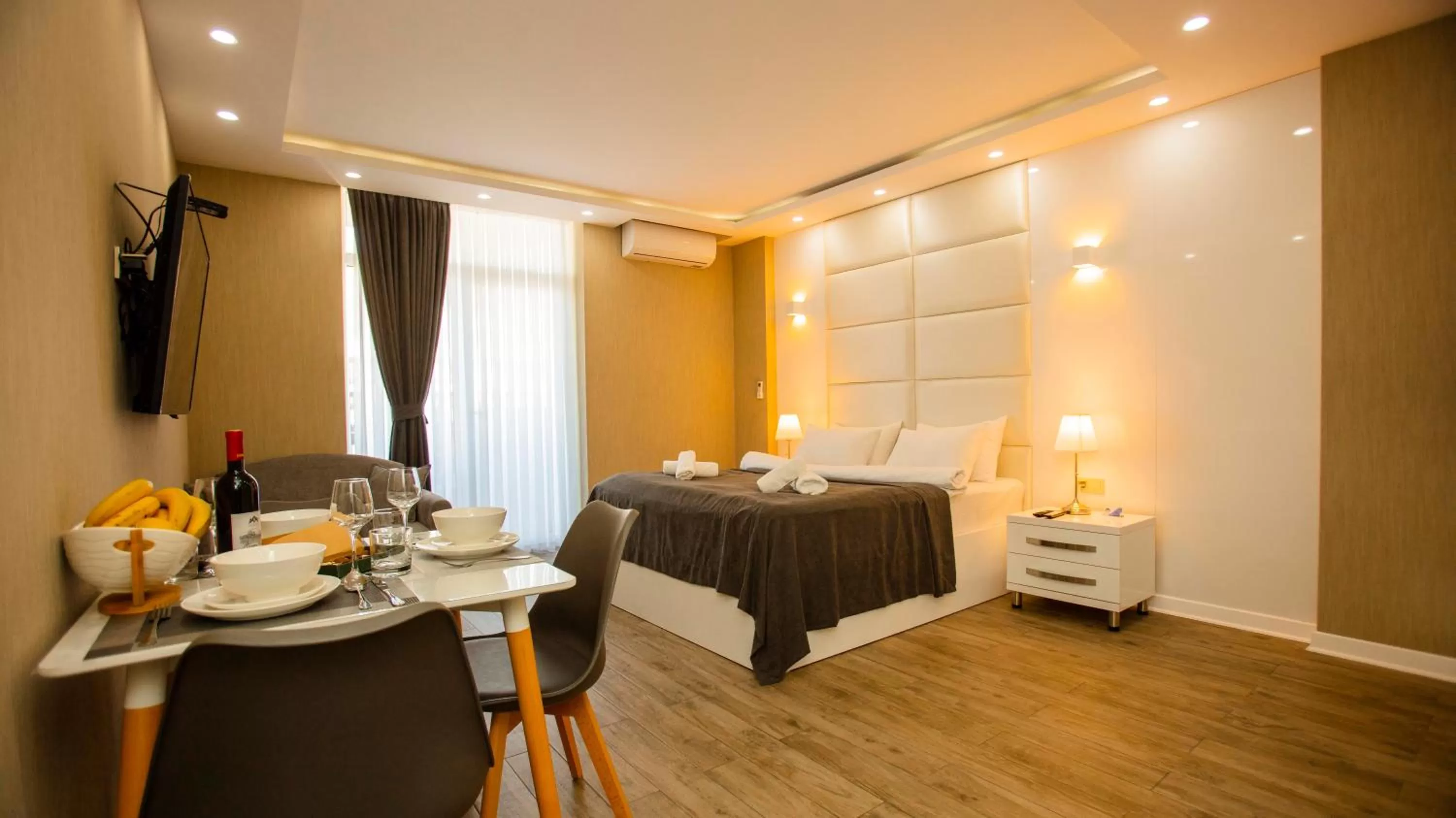 Bed in Aparthotel Holiday Lux Batumi