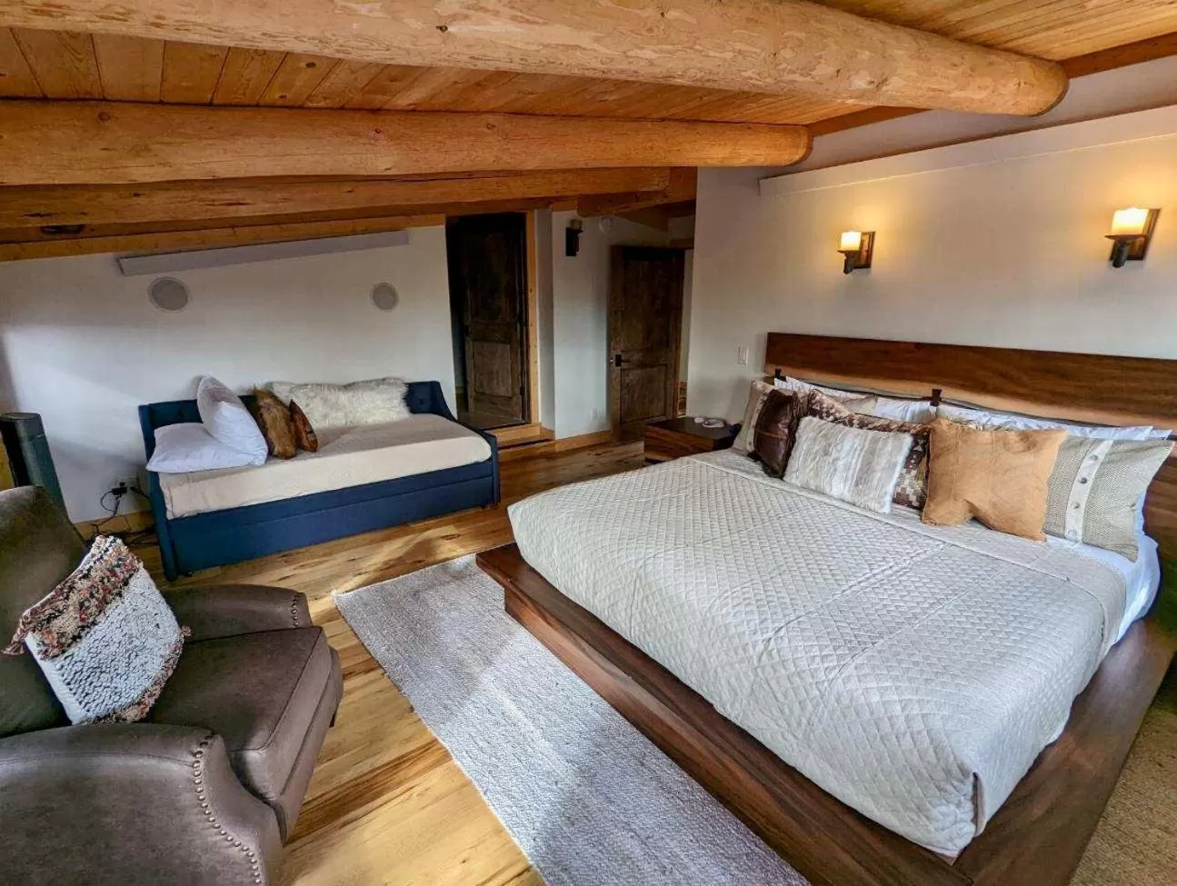 Bedroom, Bed in Jackson Hole Hideout