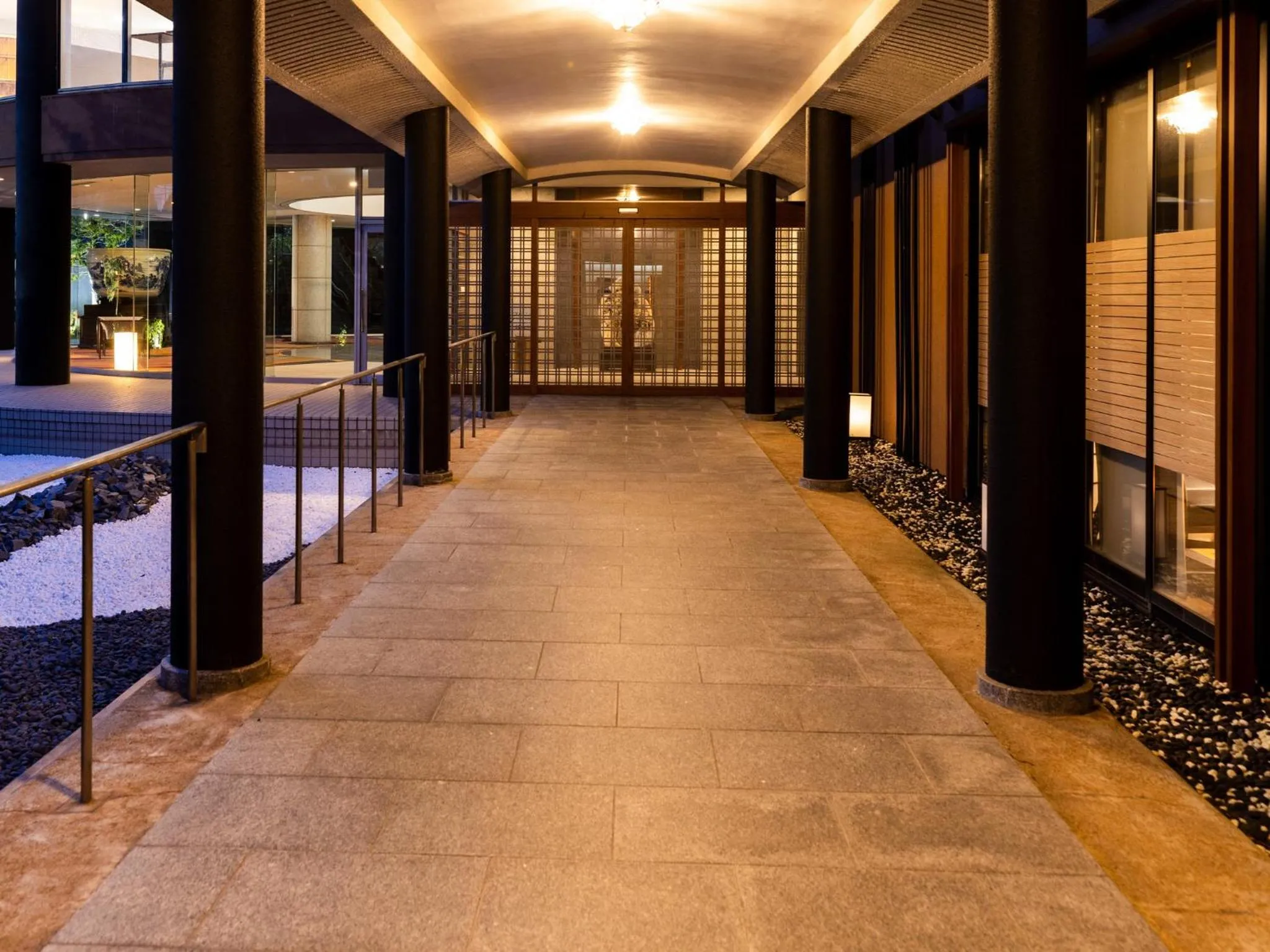 Facade/entrance in APA Hotel & Resort Kaga Katayamazu Onsen Kasuikyo