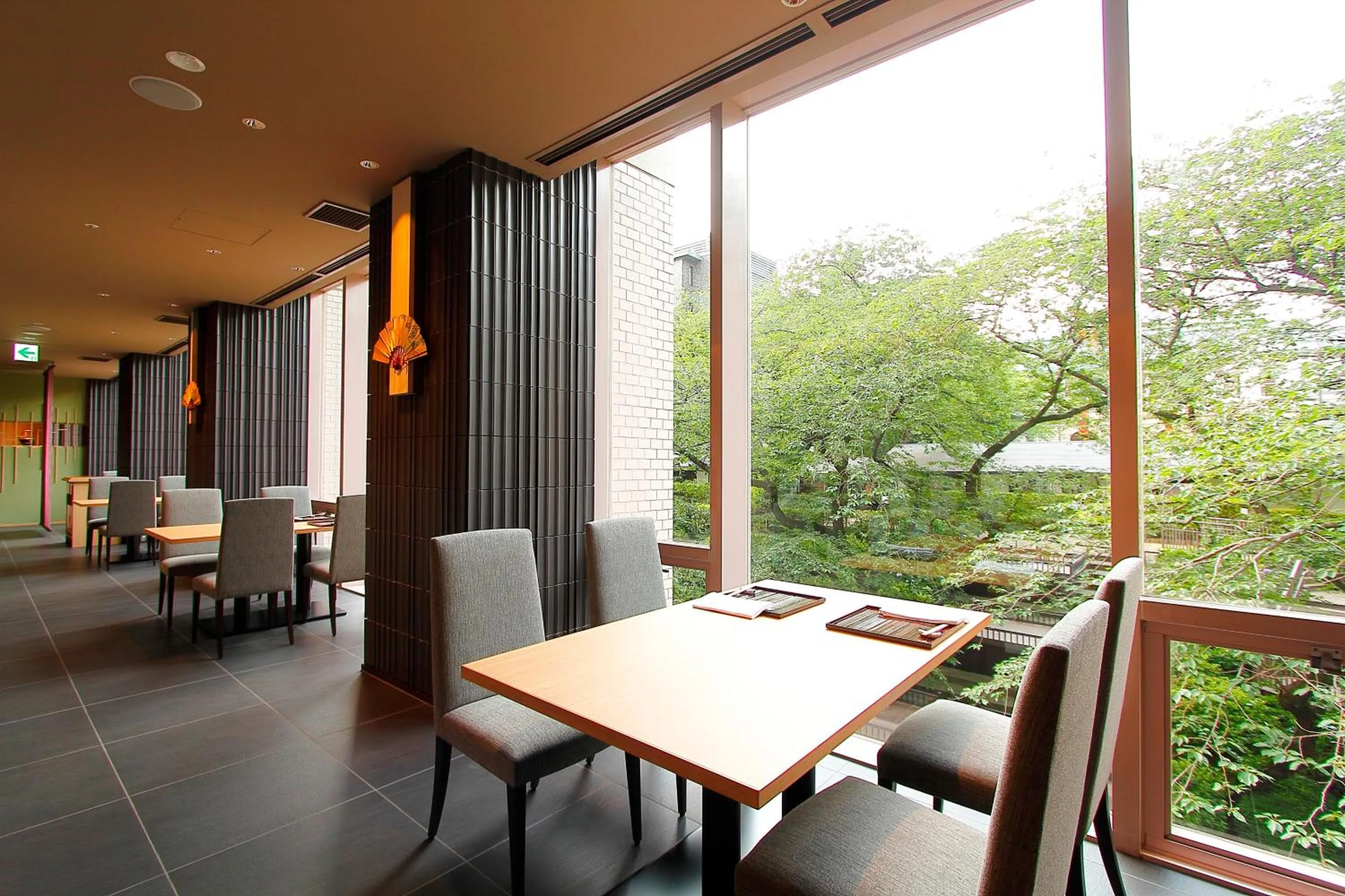 Restaurant/places to eat in The Prince Sakura Tower Tokyo, Autograph Collection
