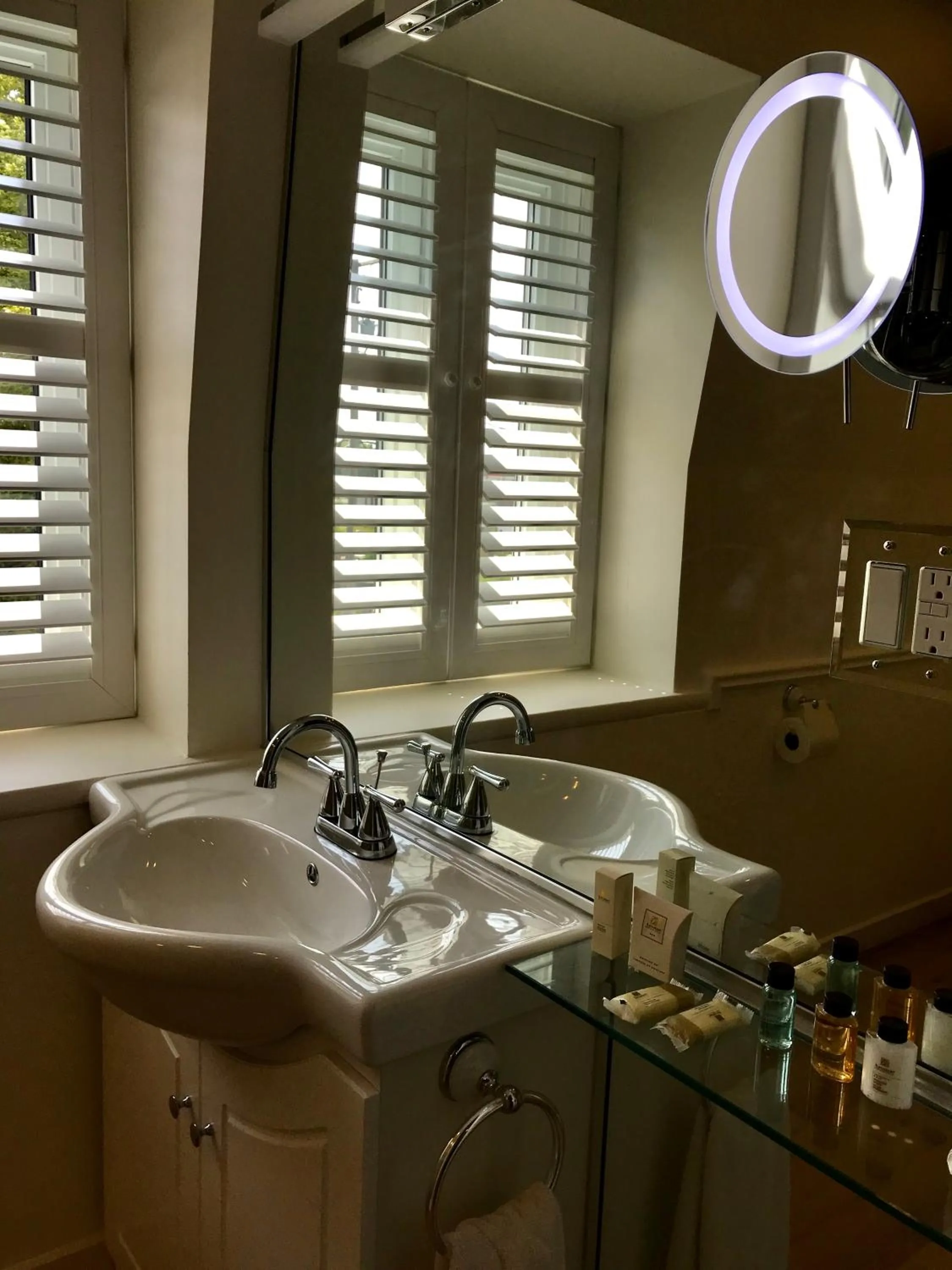 Bathroom in Auberge du Sault-à-la-Puce