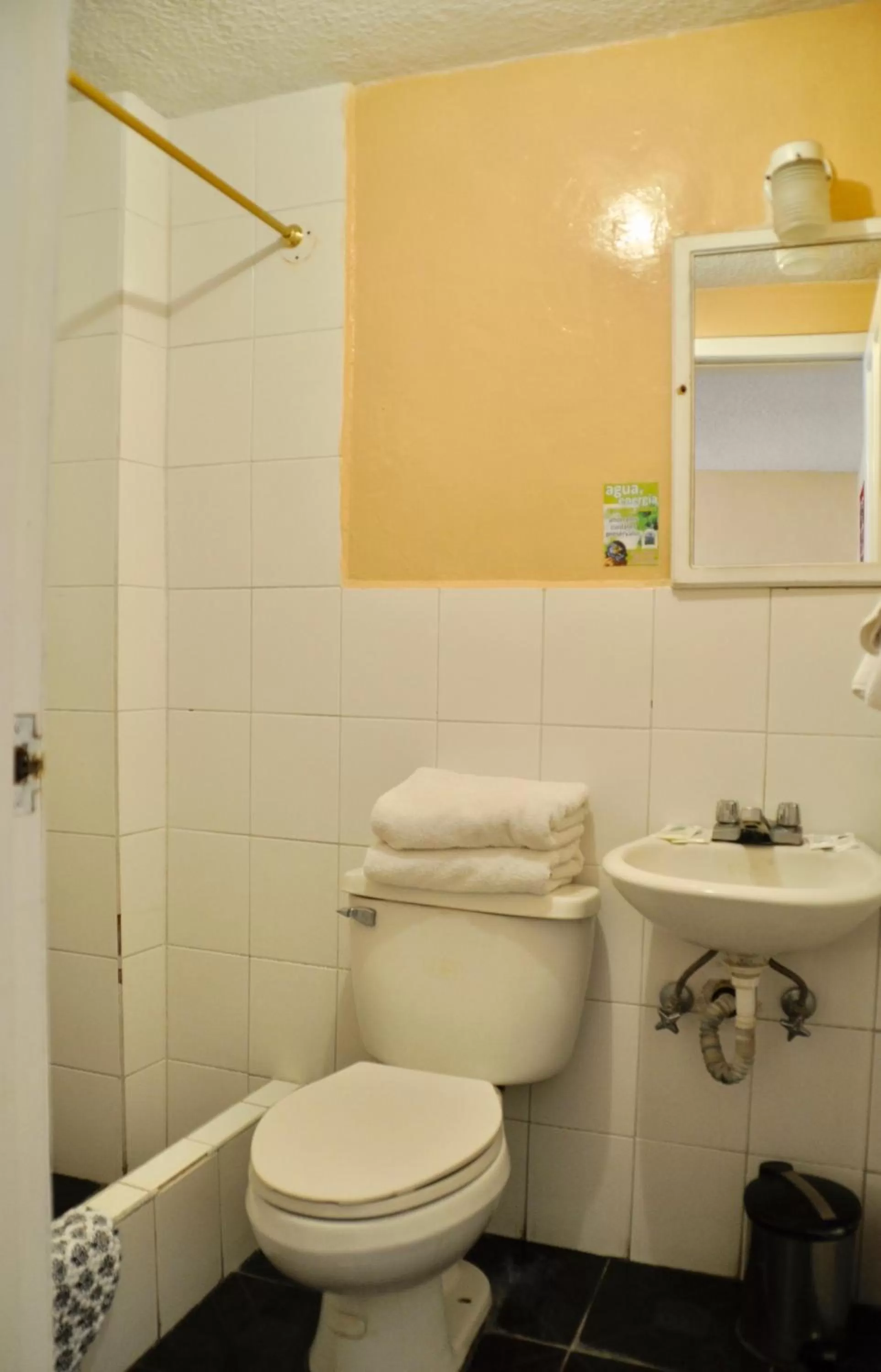 Bathroom in Hotel Europa