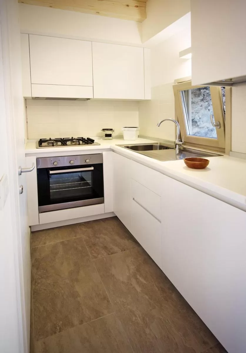 Kitchen or kitchenette, Kitchen/Kitchenette in Albergo Diffuso Tolmezzo