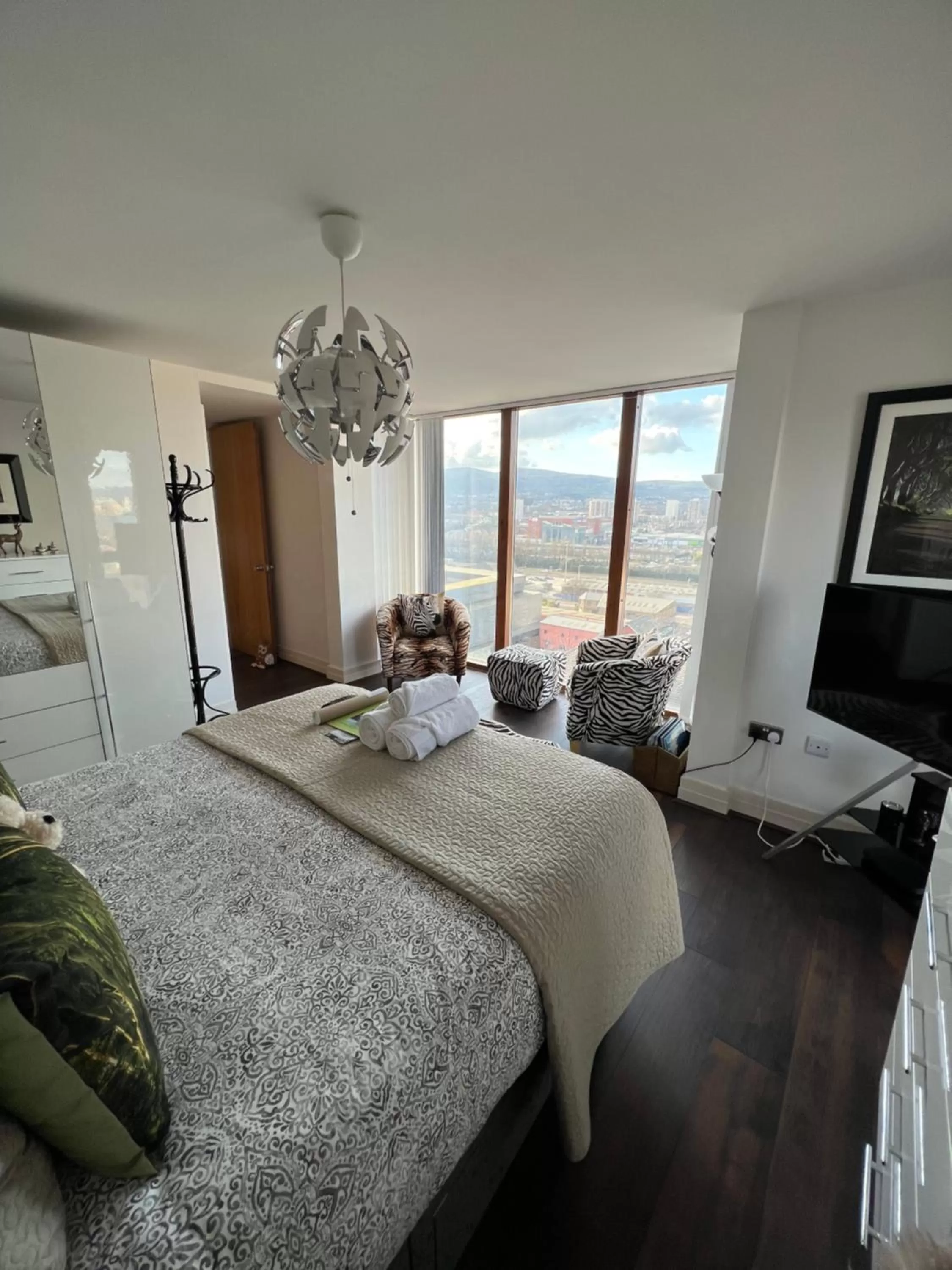 James Clow Bed & Breakfast