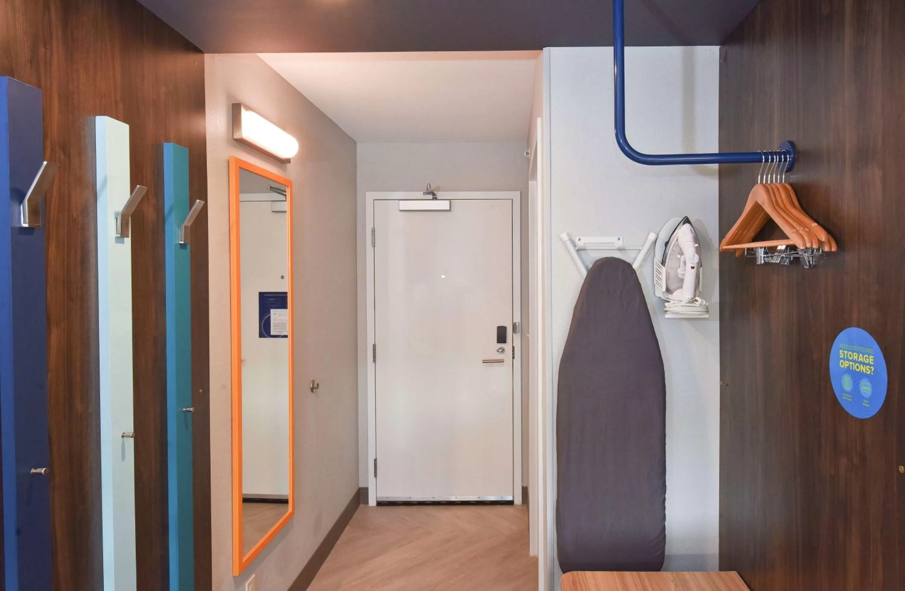 Photo of the whole room in Tru By Hilton Lawrence