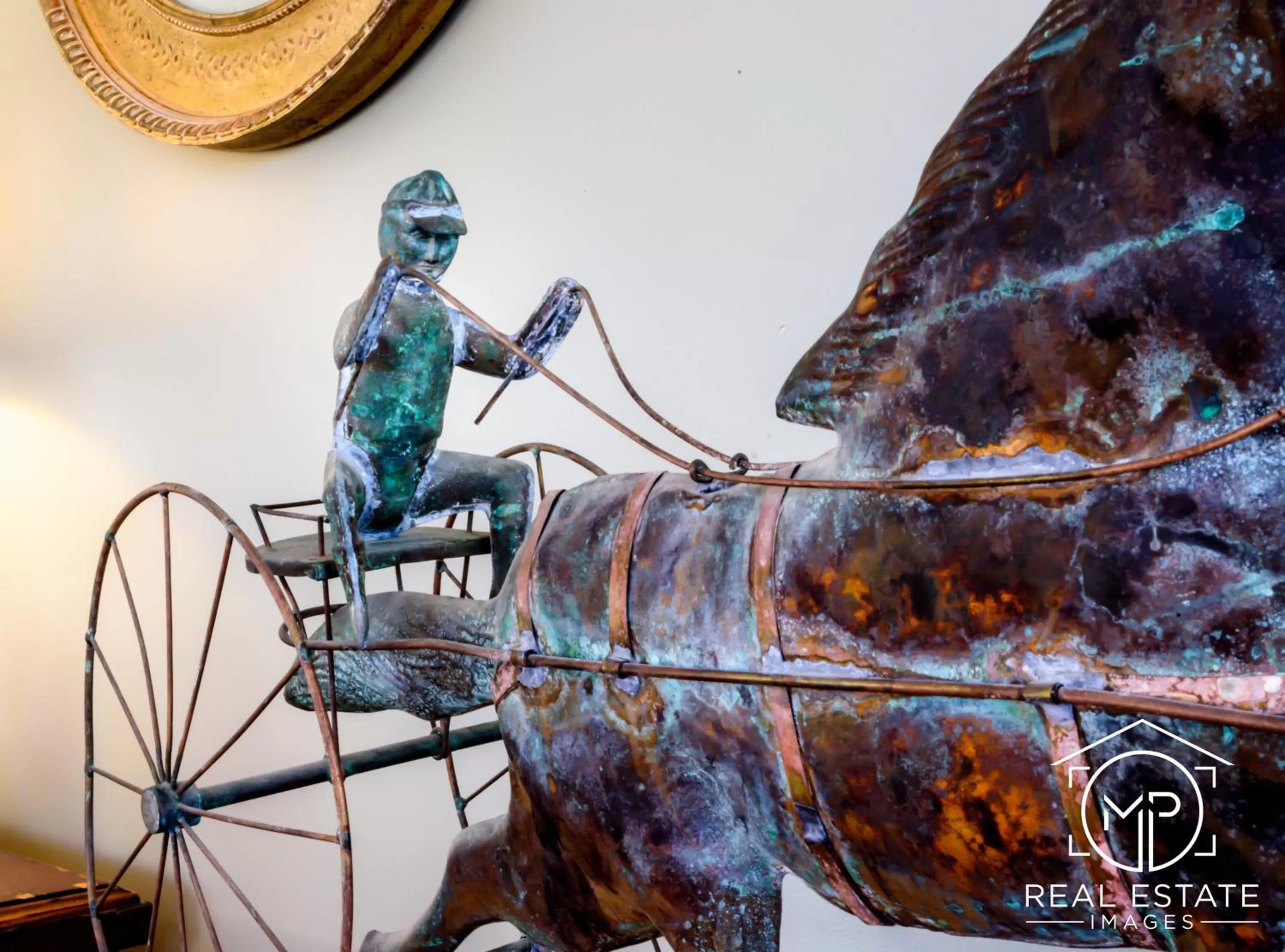 Decorative detail in Bouchard Restaurant & Inn
