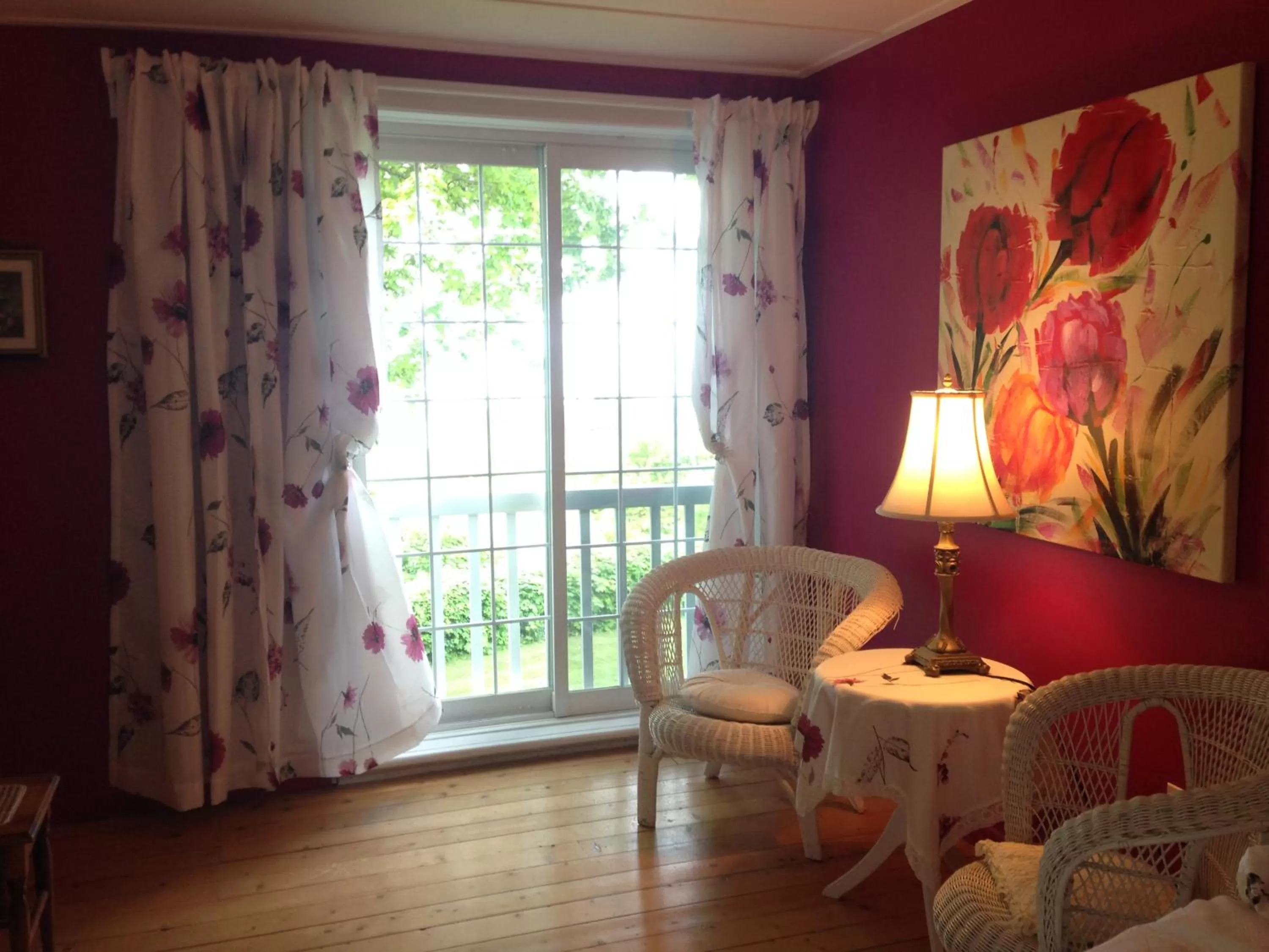 Day in Auberge sur la Côte