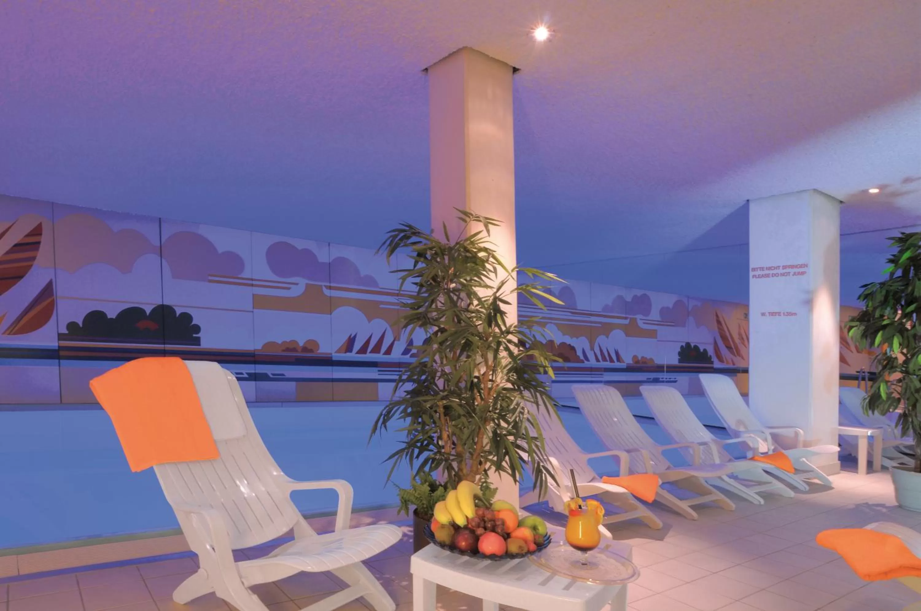 Pool view in Ringhotel Loew's Merkur