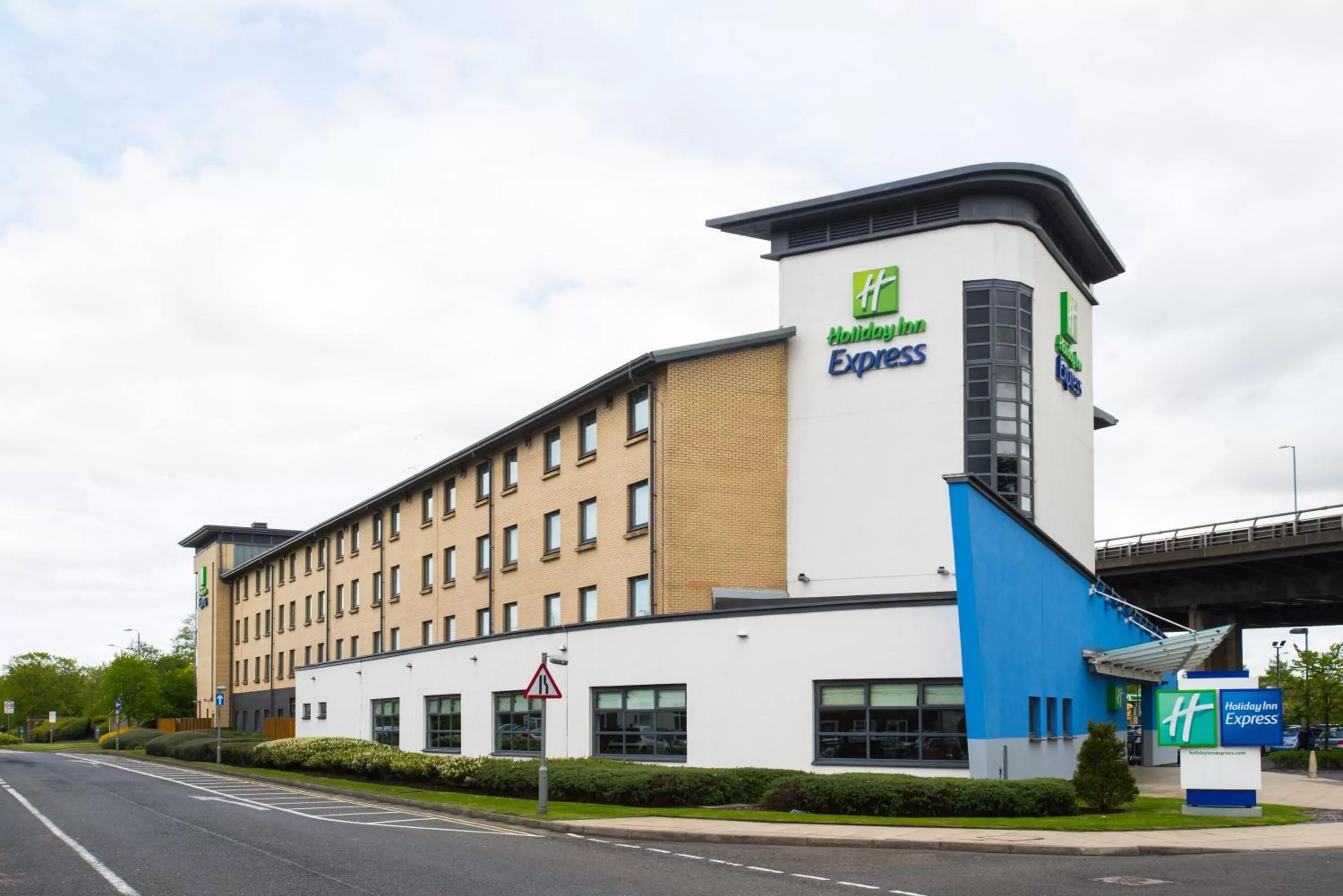 Property building in Holiday Inn Express - Glasgow Airport by IHG