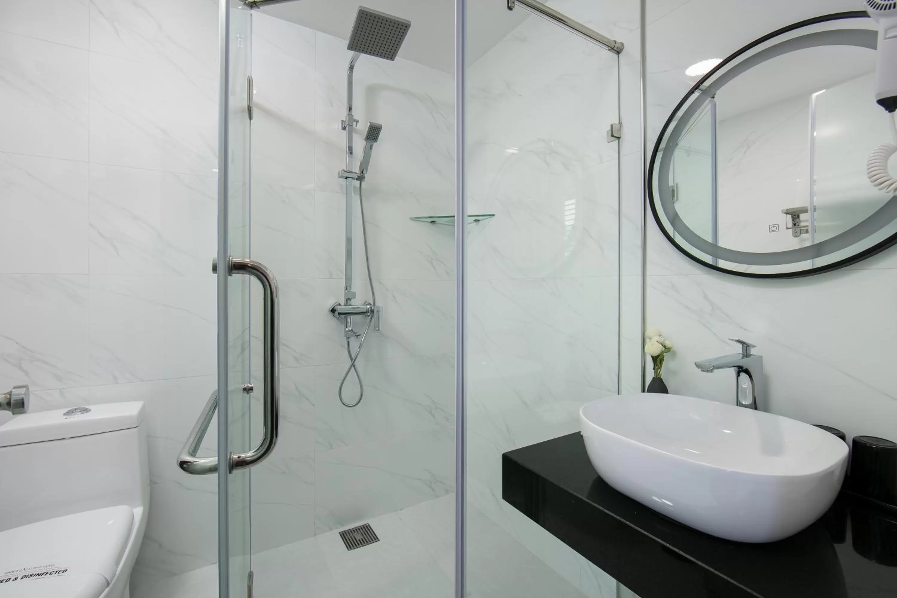 Shower in Hanoi Exclusive Hotel