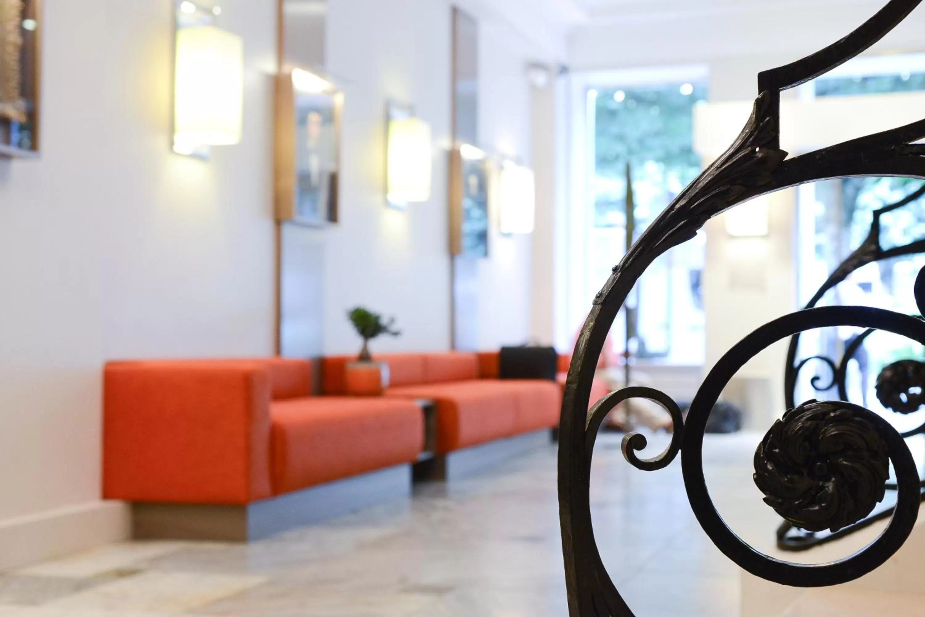 Lobby or reception in Hôtel Mercure Bayonne Centre Le Grand Hotel