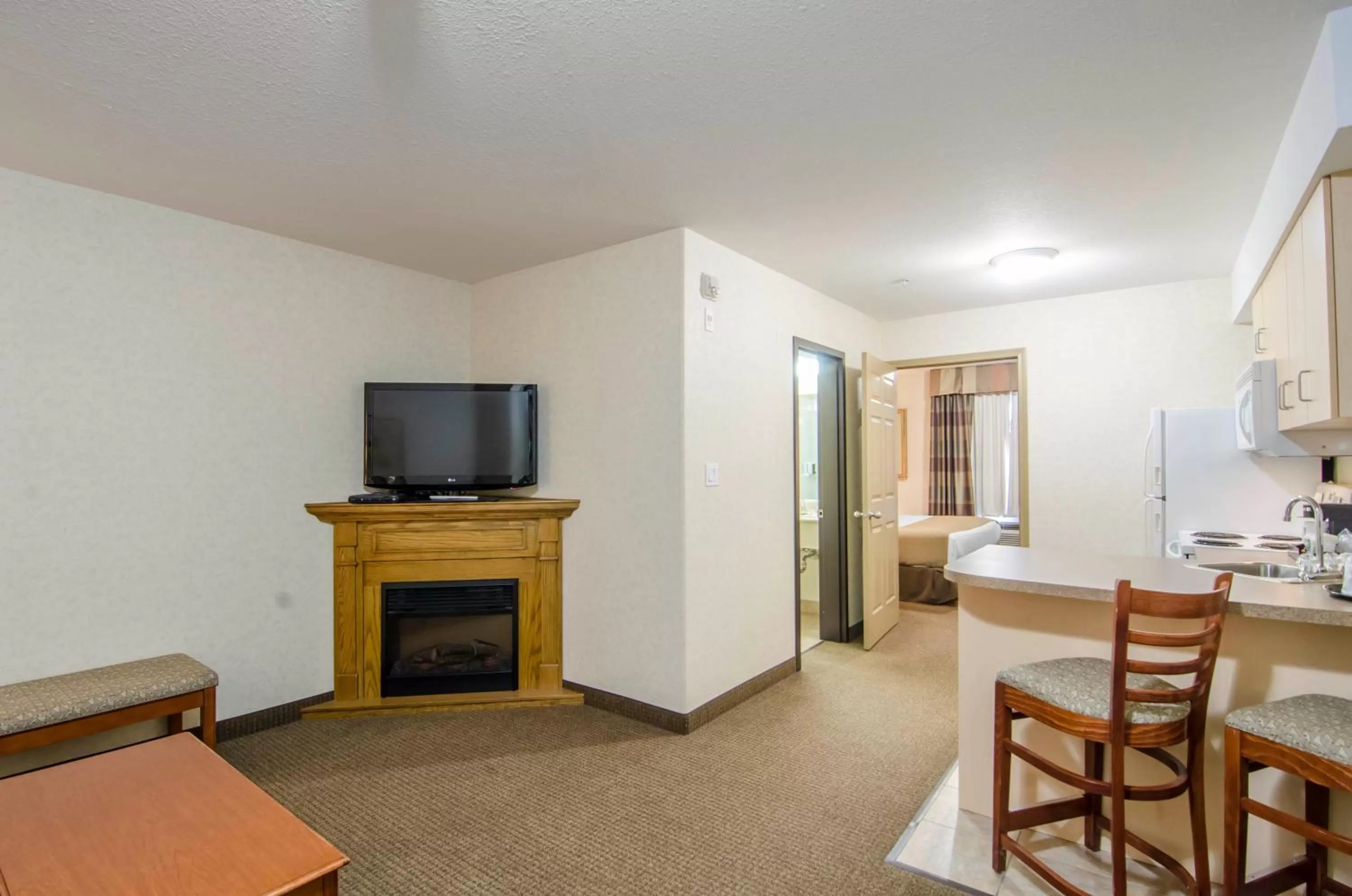 King Suite with Sofa Bed - Non-Smoking in Quality Inn & Suites Grand Prairie