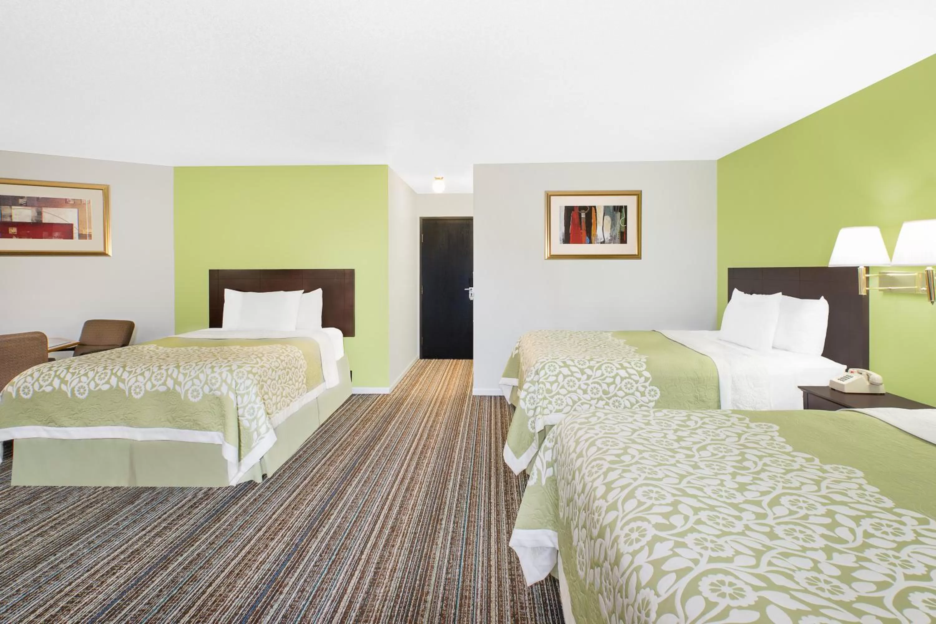 Bed in Days Inn by Wyndham York