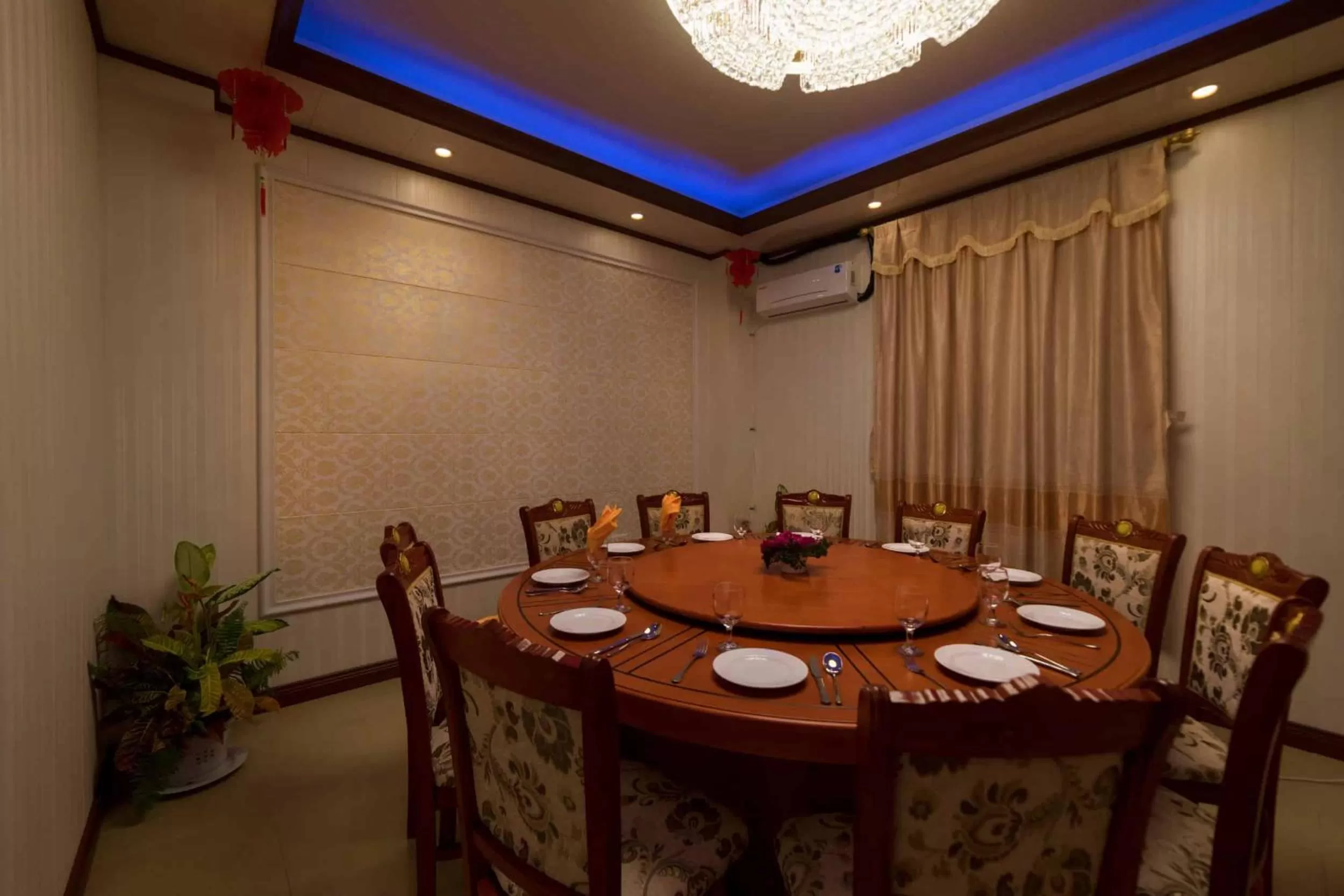 Meeting/conference room in Riverside Hotel