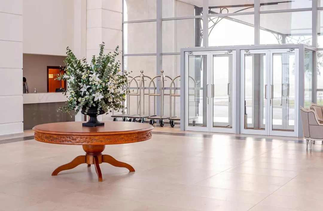 Lobby or reception in La Recova Hotel & Spa