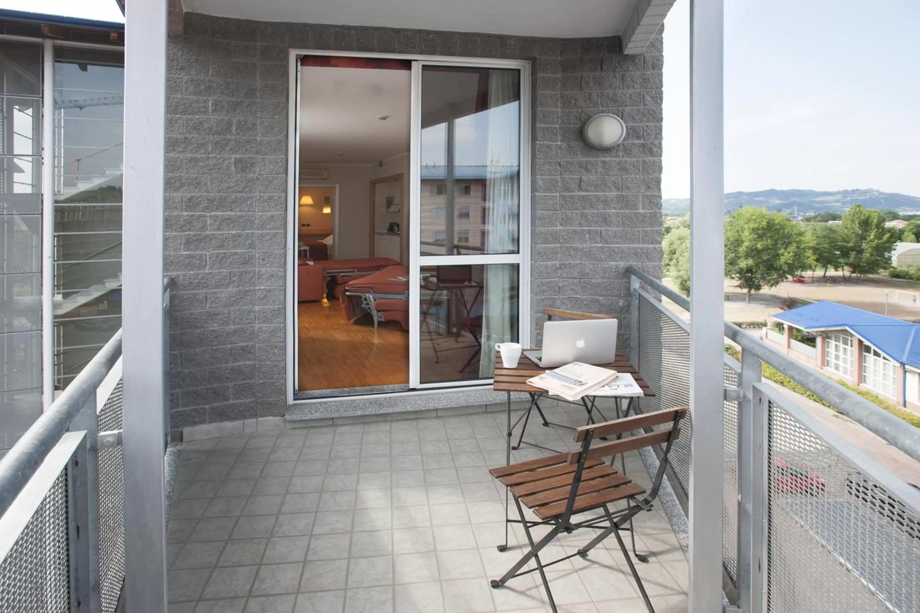 Day in AlbaResidence Masera26