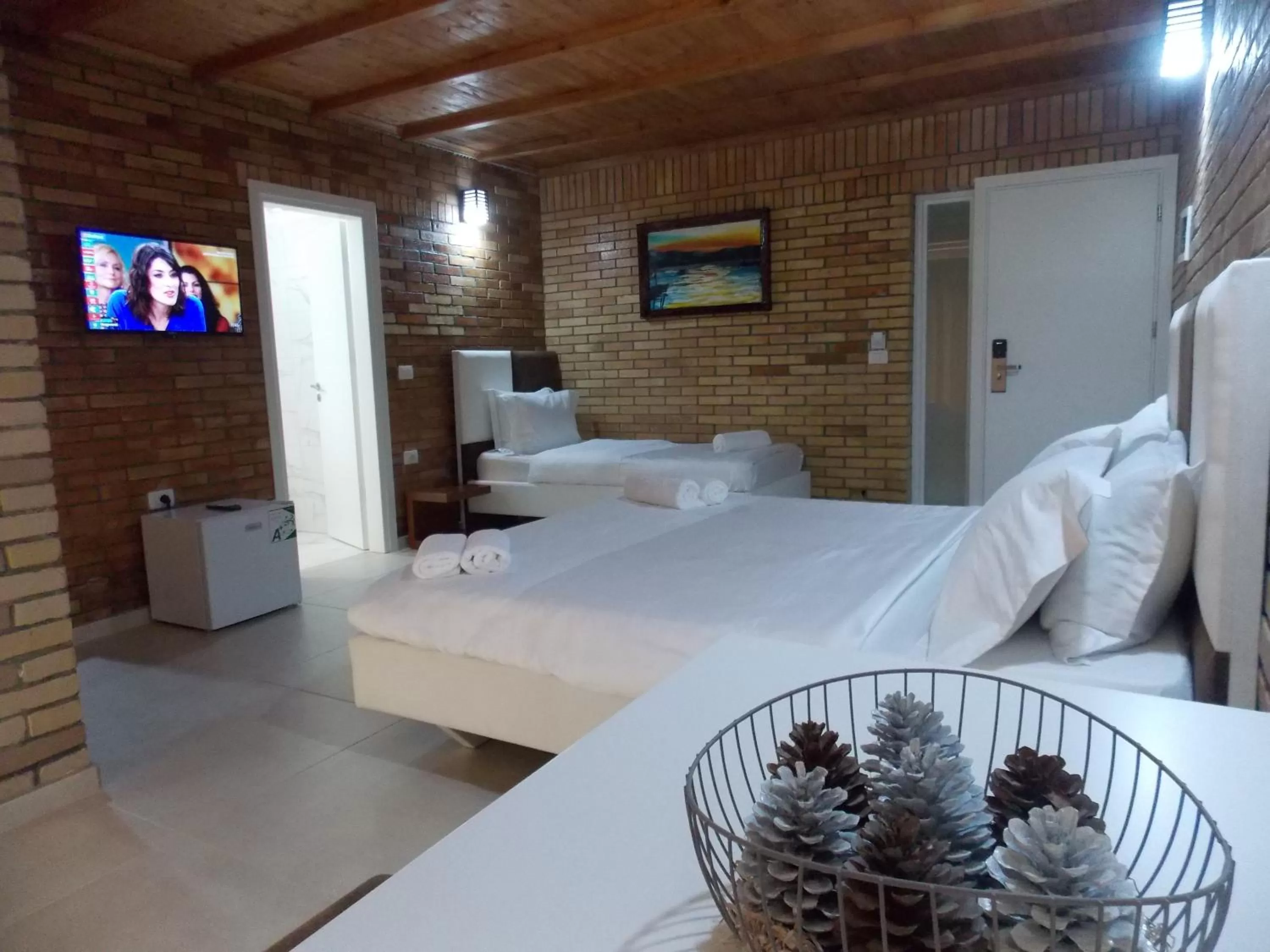 TV and multimedia, Bed in Hotel Piccolino