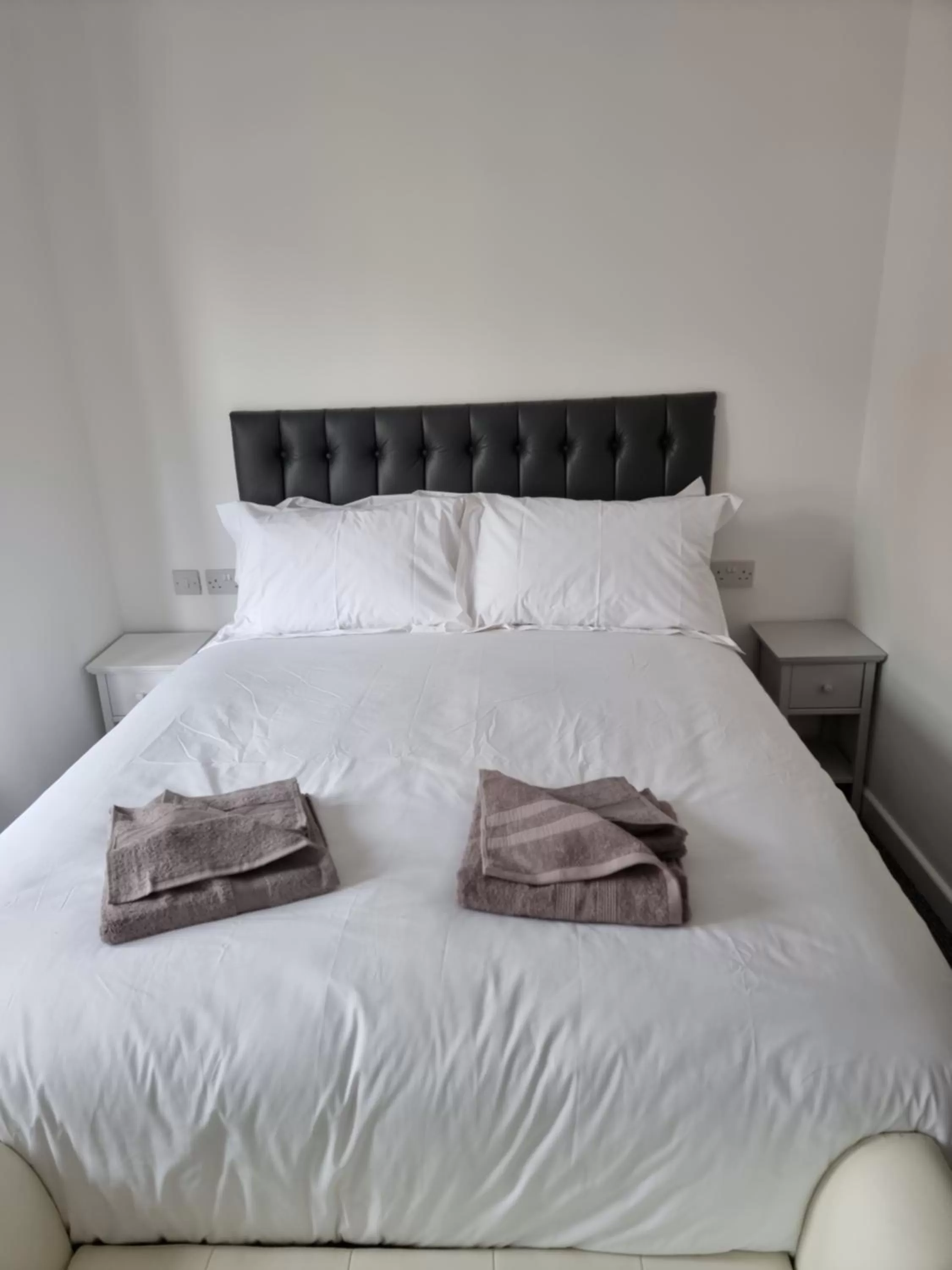 Bed in Langley House Hotel