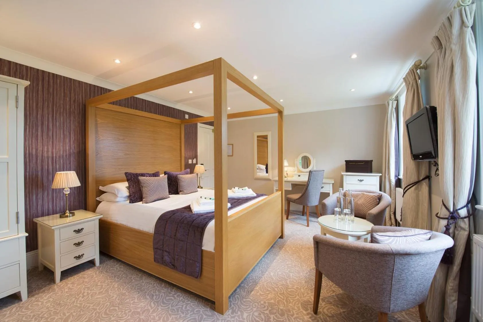Bedroom, Bed in Bartley Lodge Hotel