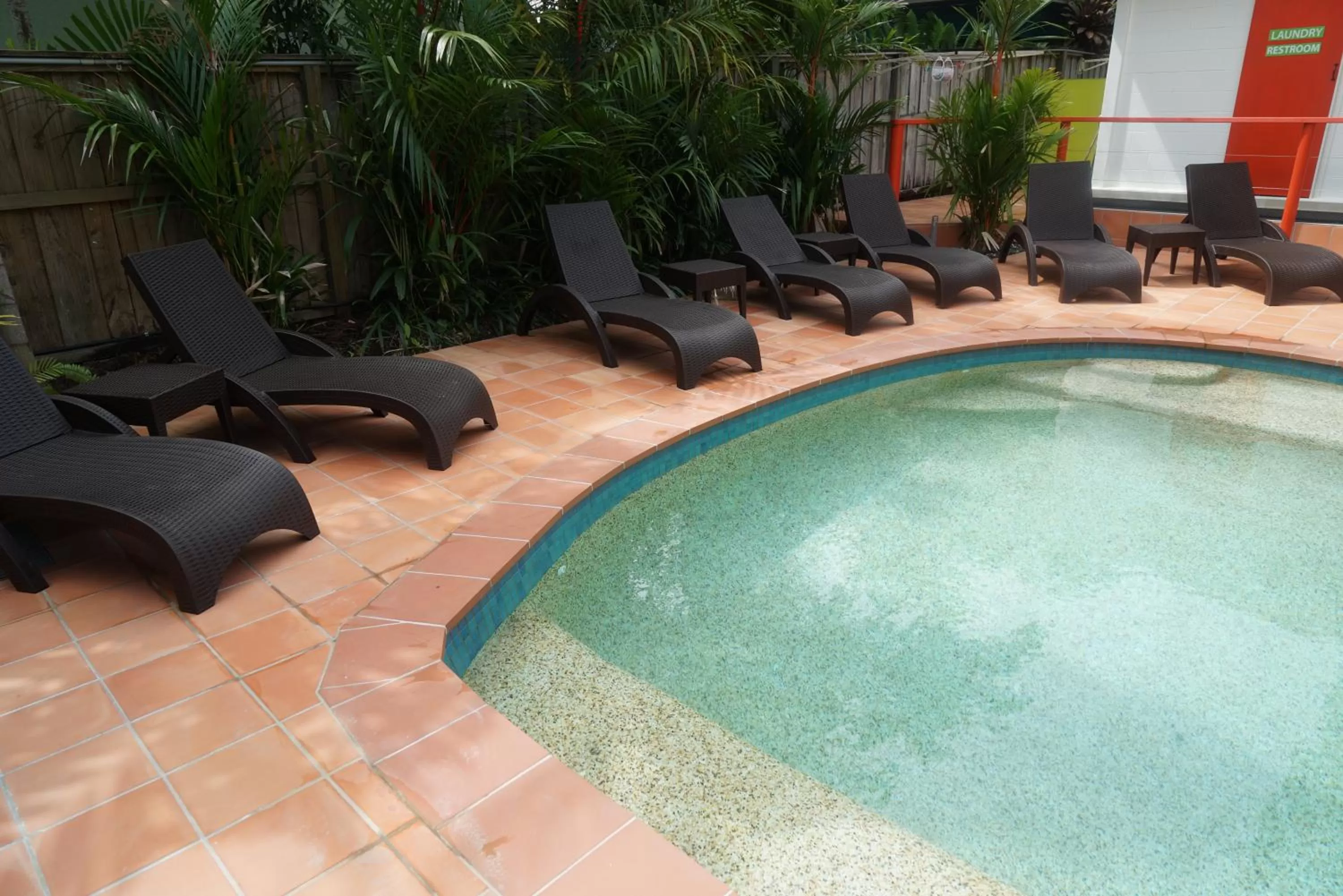 Swimming pool in Port Douglas Motel