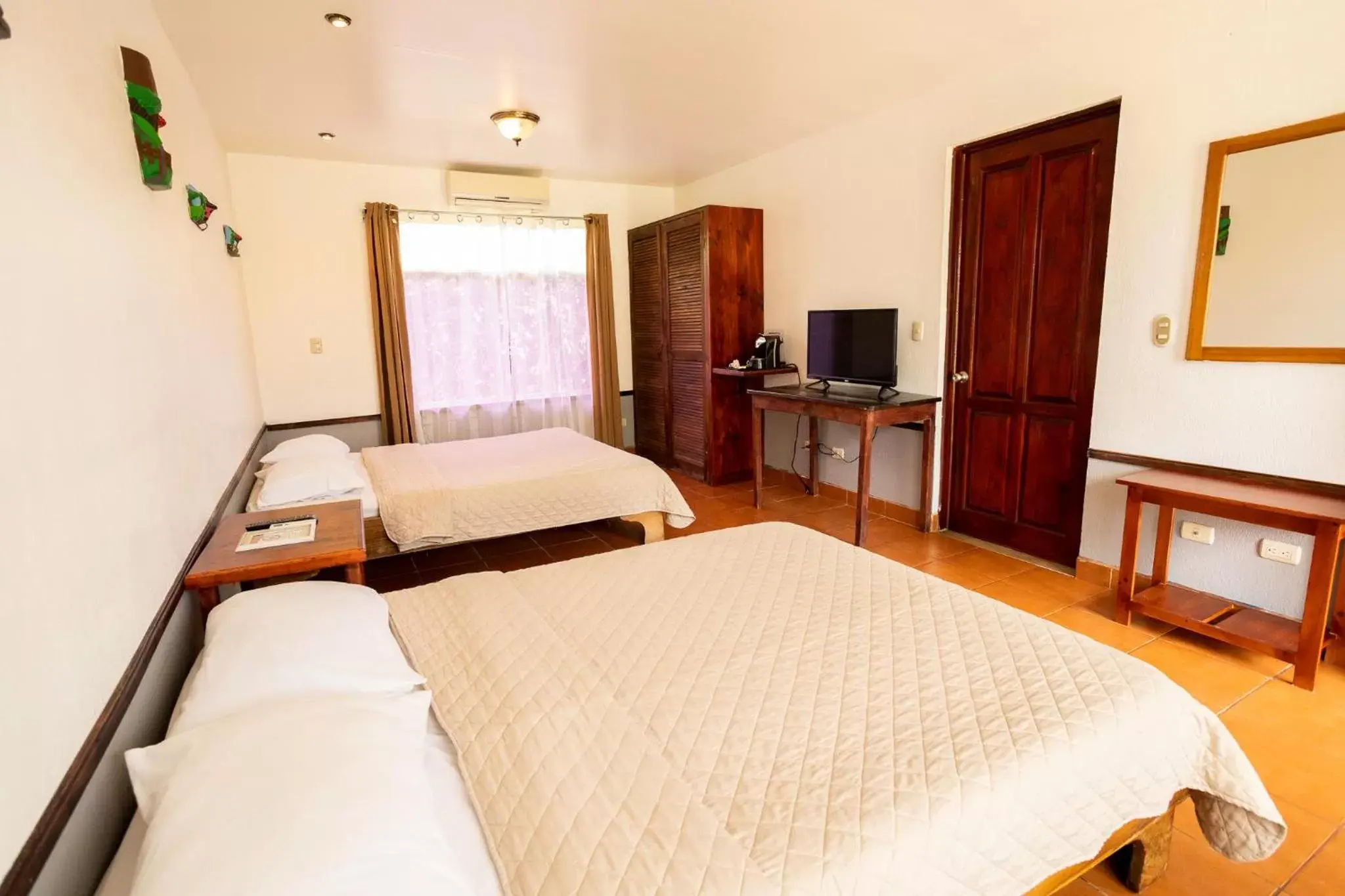 Standard Double Room in Hotel El Rancho Standard Double Room in Hotel El Rancho