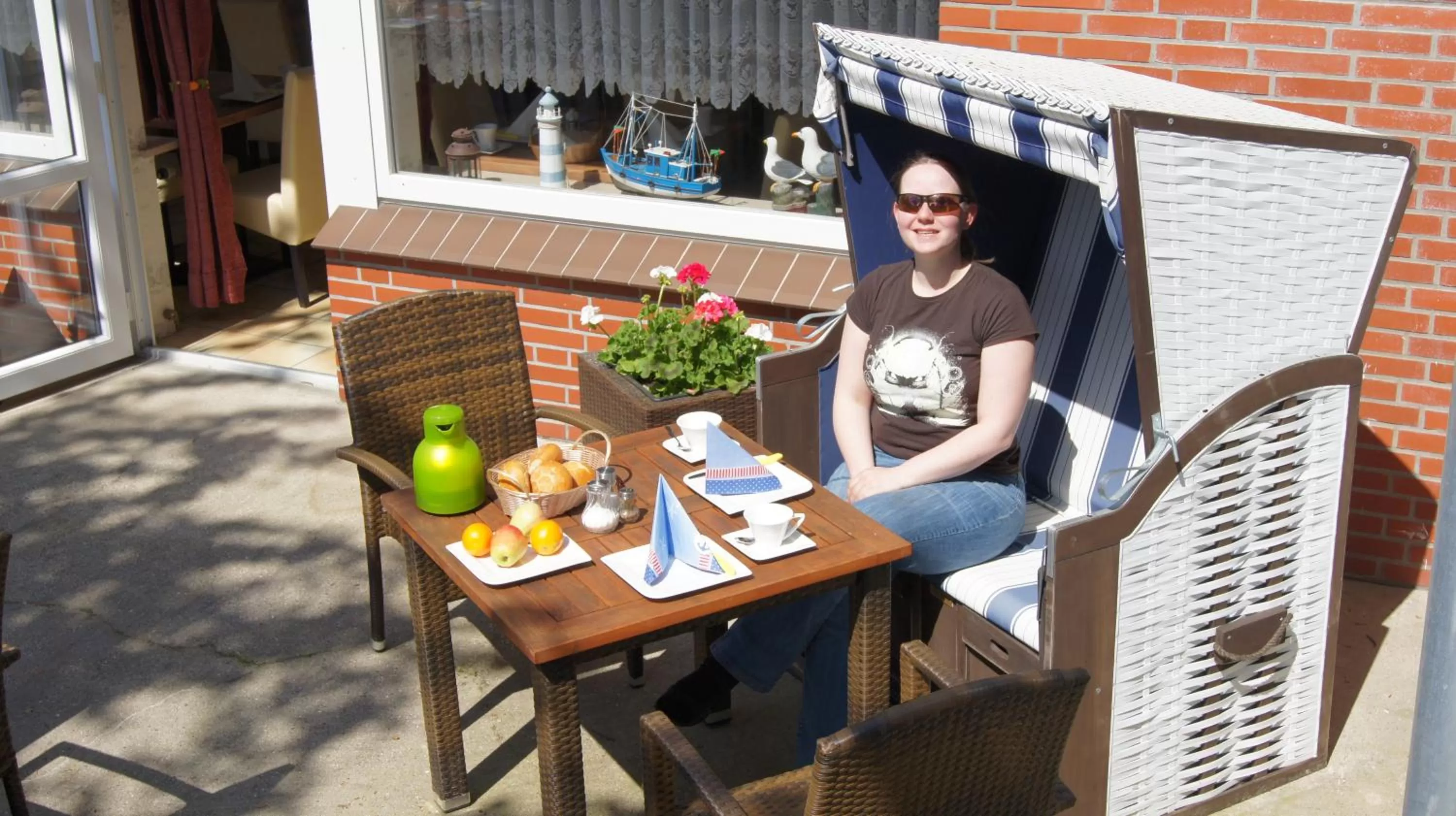 Restaurant/places to eat in Hotel Dorfkrug Büsum