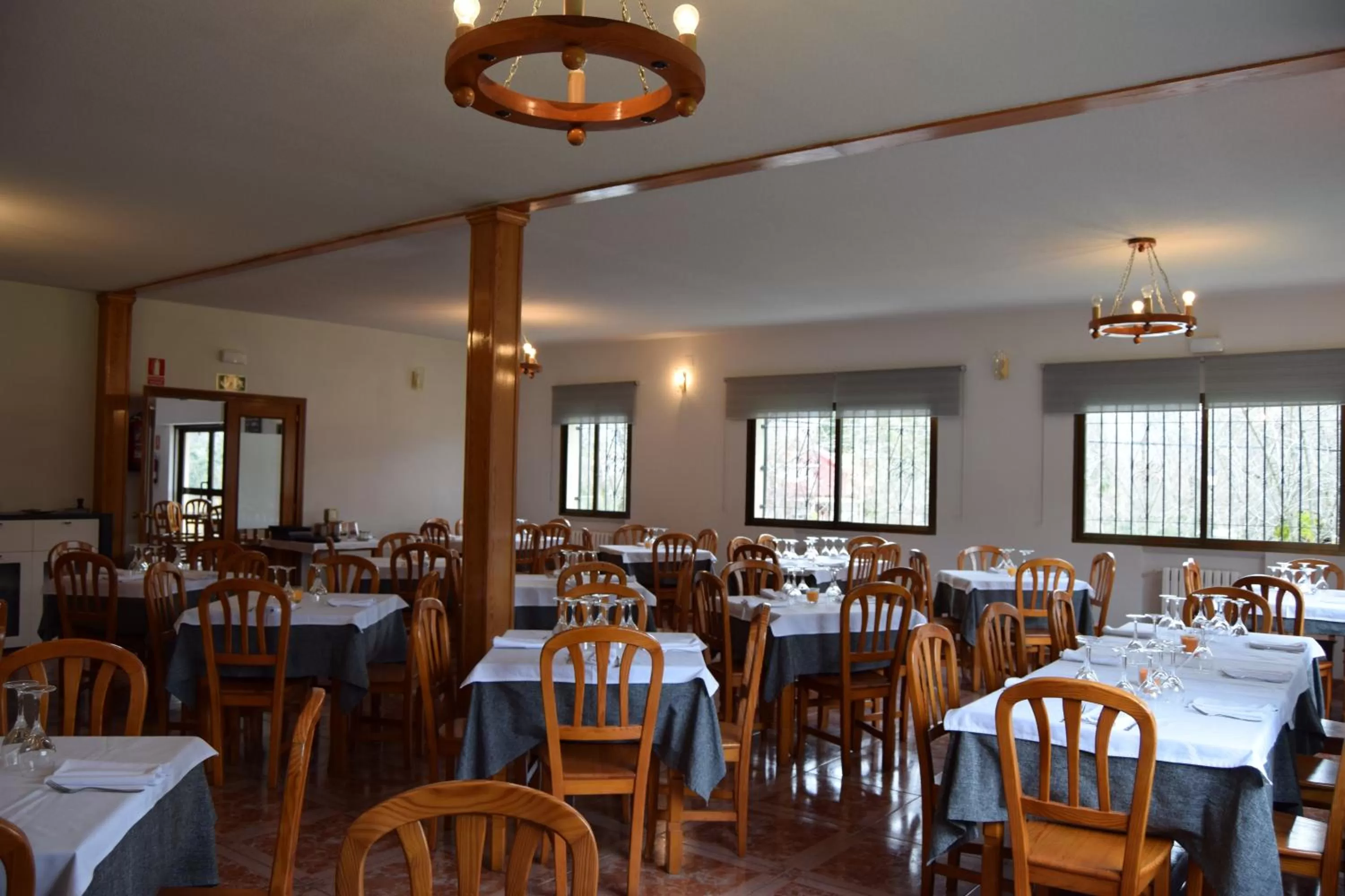 Restaurant/places to eat in Hotel Rural Marcos
