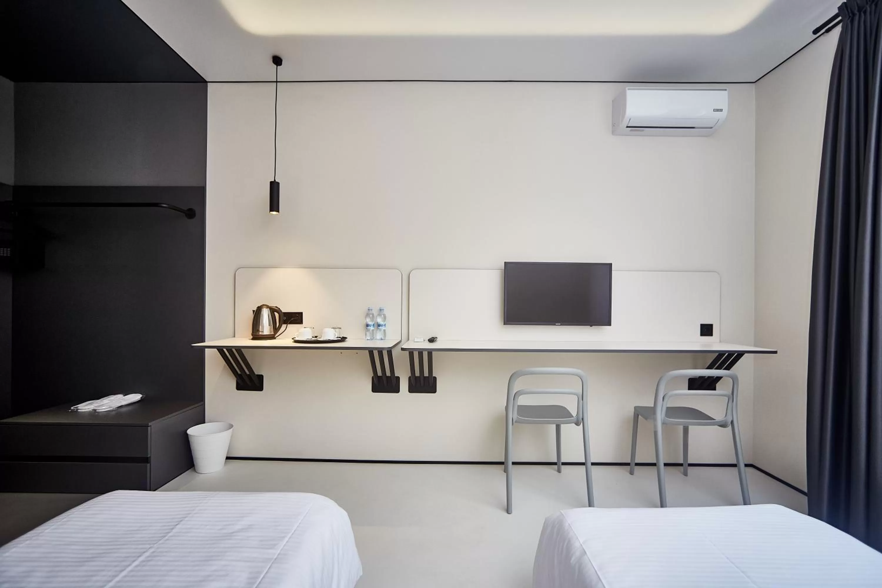 TV and multimedia, Bed in Ultramarinn Hotel