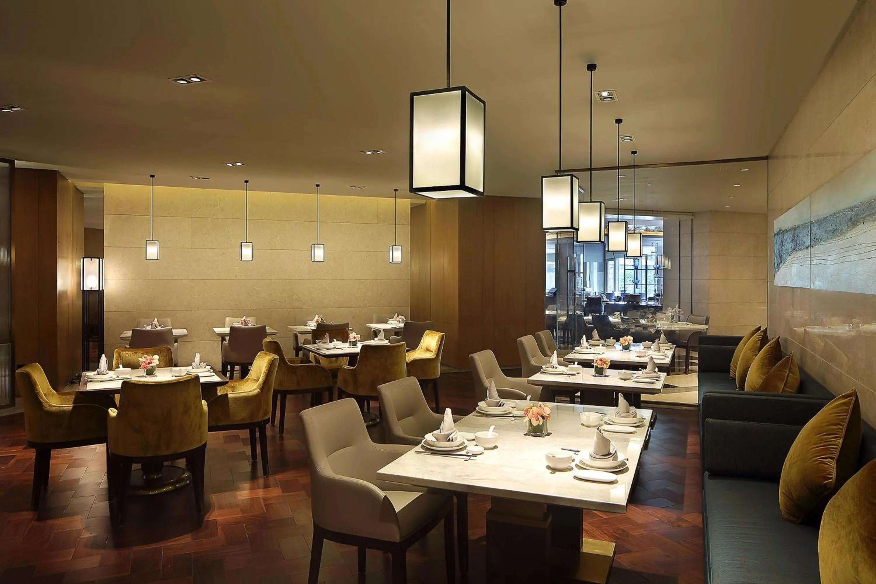 Restaurant/places to eat in Sheraton Grand Hangzhou Binjiang Hotel