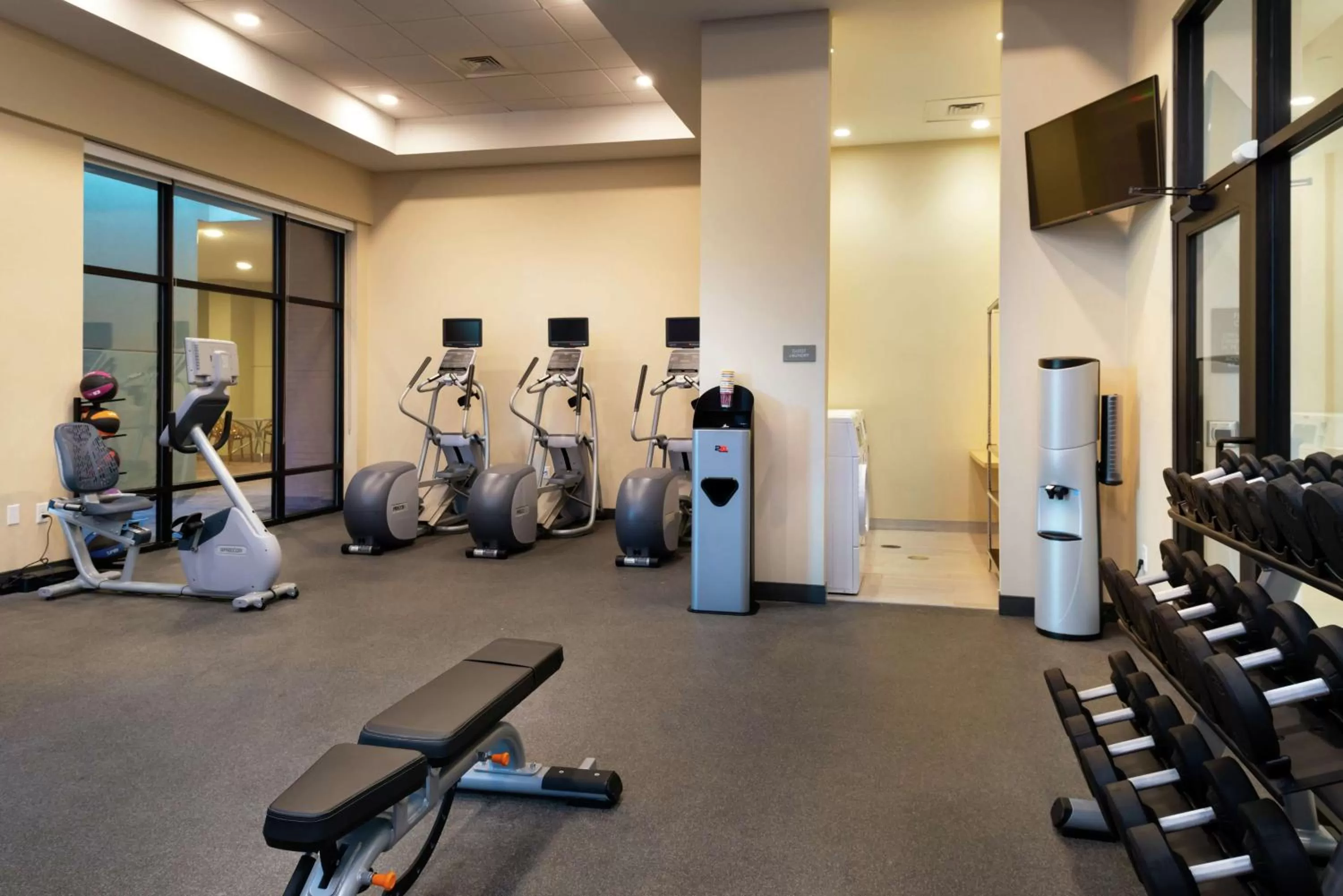 Fitness centre/facilities in Home2 Suites by Hilton Columbia Downtown
