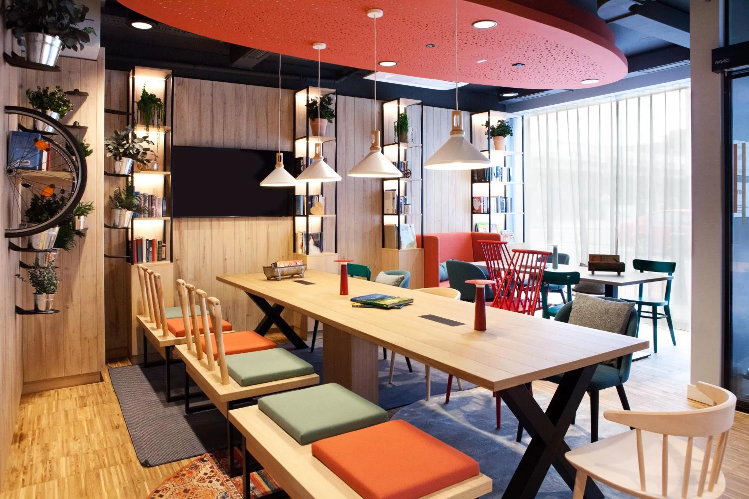 Restaurant/places to eat in greet Wien City Nord