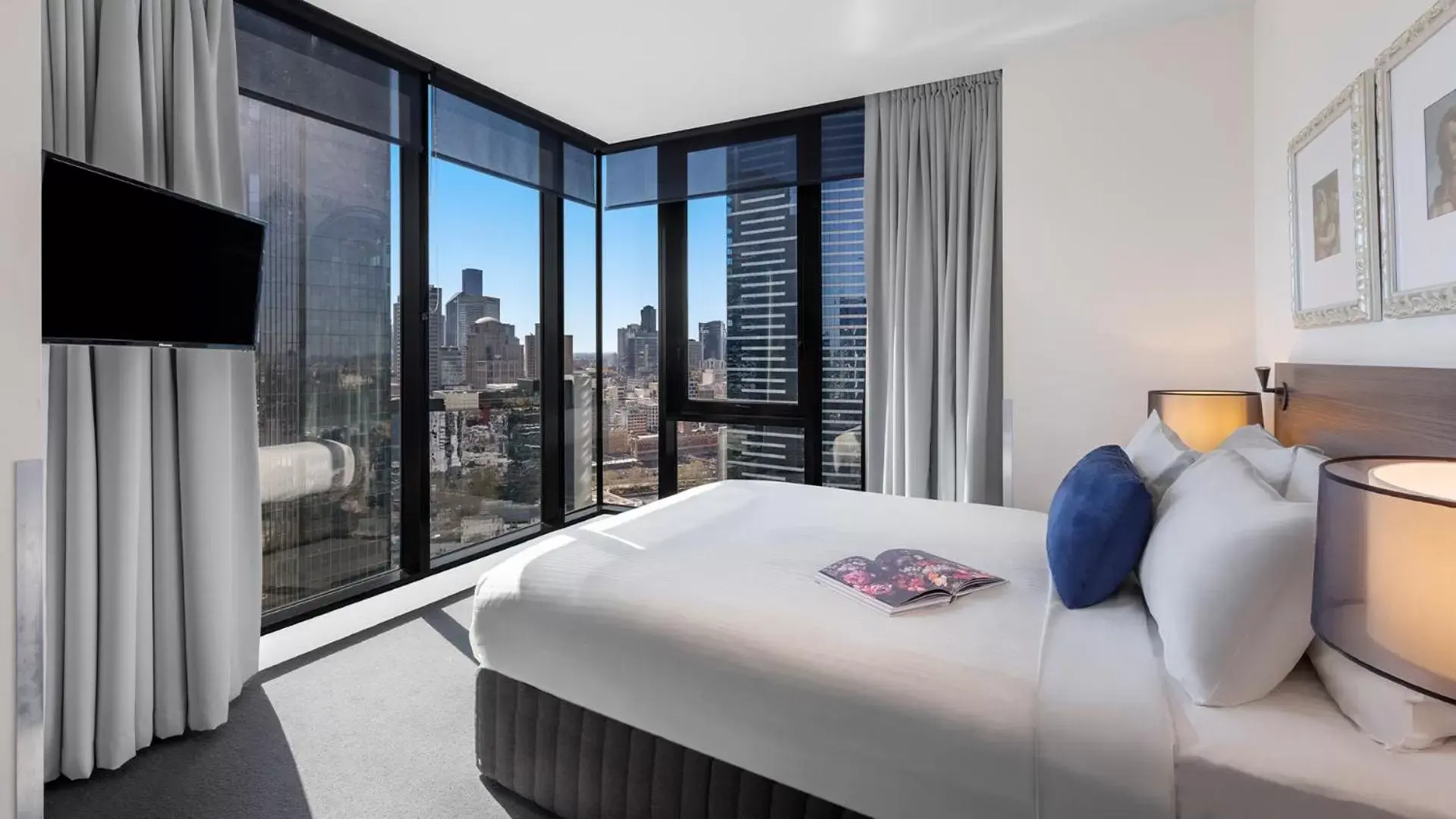 Two-Bedroom Apartment with City View - No Housekeeping in WRAP on Southbank Two-Bedroom Apartment with City View - No Housekeeping in WRAP on Southbank